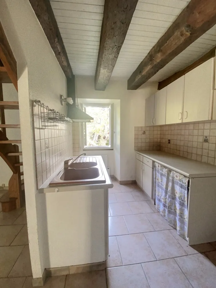 Maison en pierre rénovée de 80 m² avec dépendances en Dordogne, proche Périgueux et Bergerac 