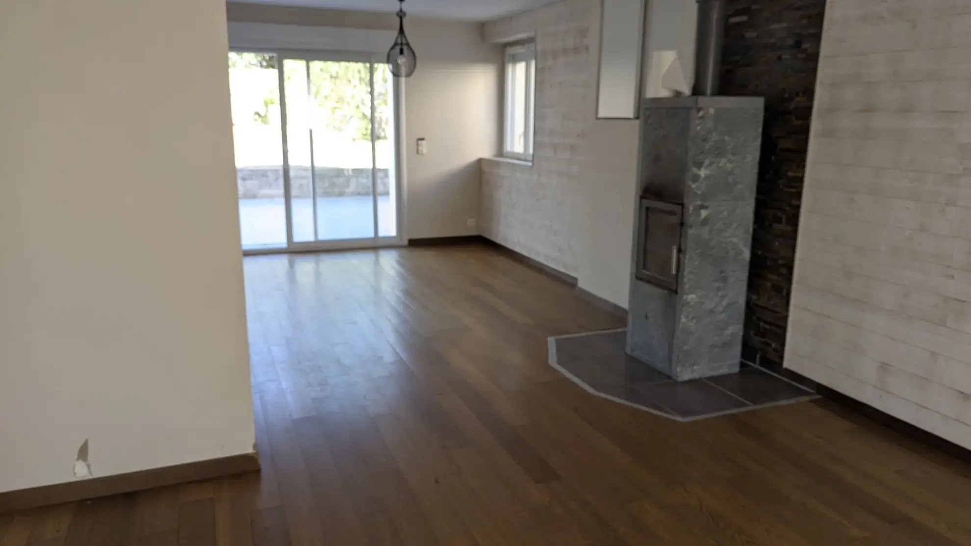 Spacieuse maison de 150 m² à Aizenay, idéale pour famille ou entreprise, proche Challans et La Roche-sur-Yon 