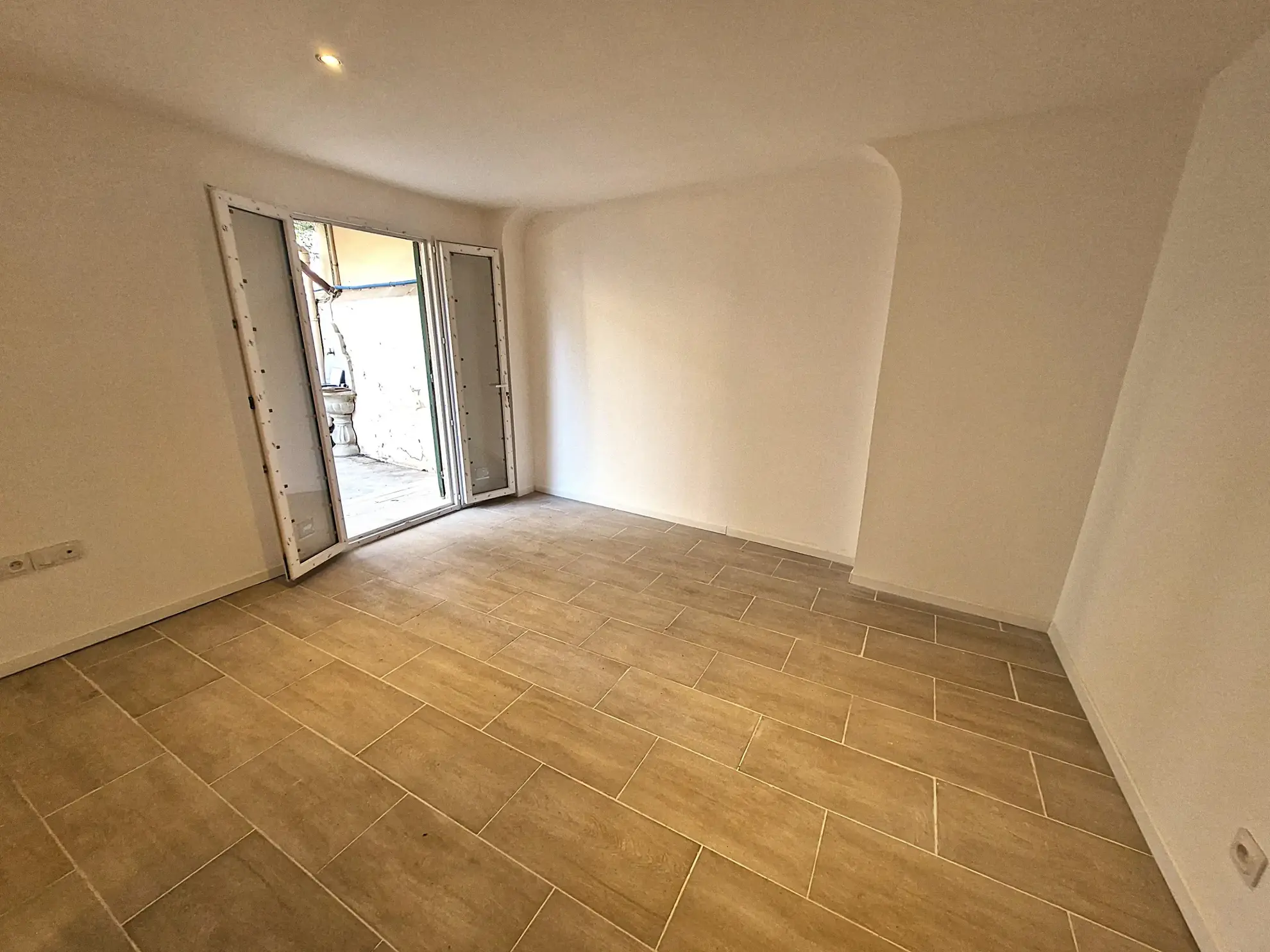 Appartement rénové avec jardin à Toulon – Idéal investissement ou résidence principale 