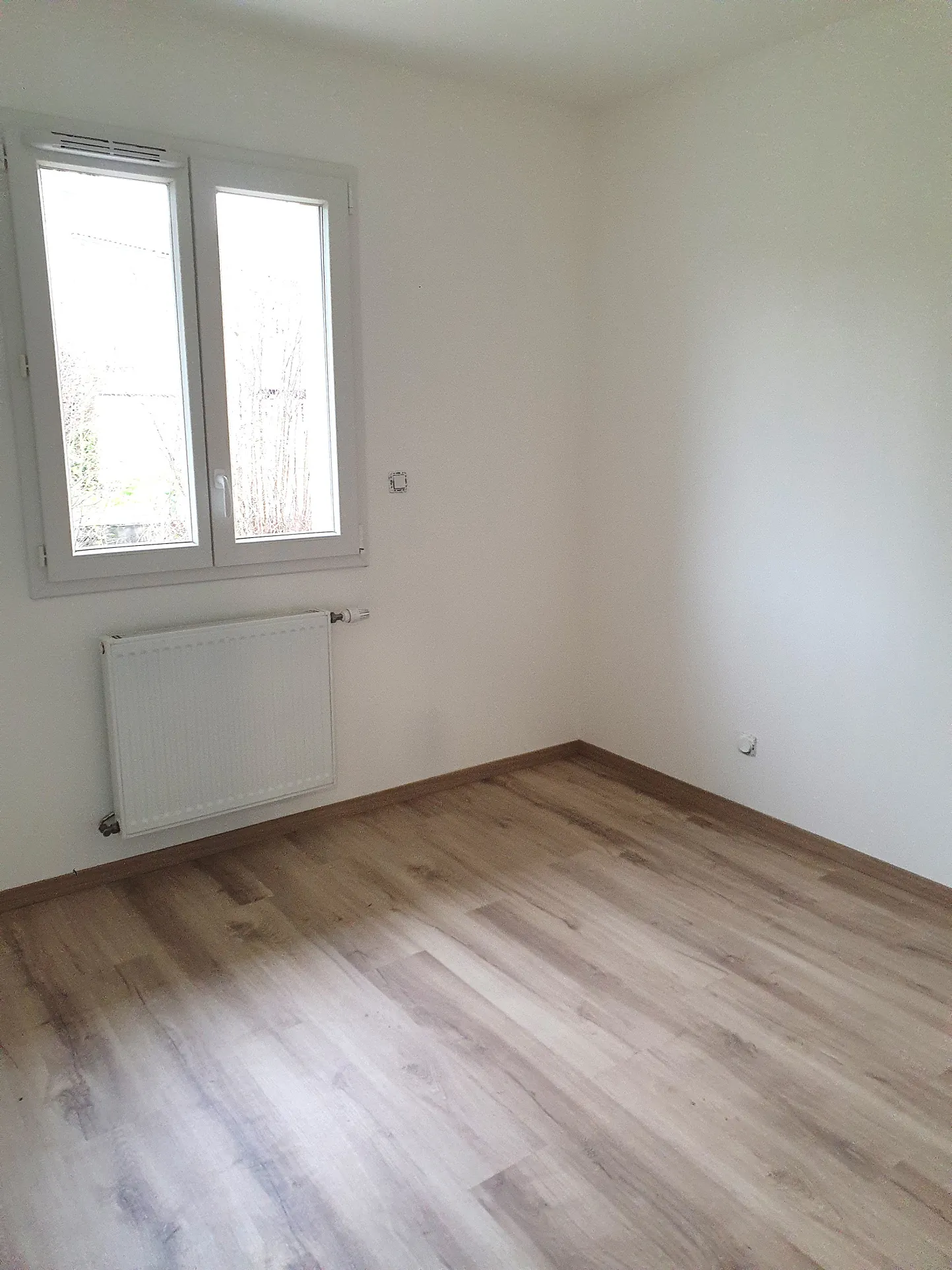 Maison neuve de 90 m² à Sennece-lès-Mâcon avec 3 chambres et terrain de 460 m² 