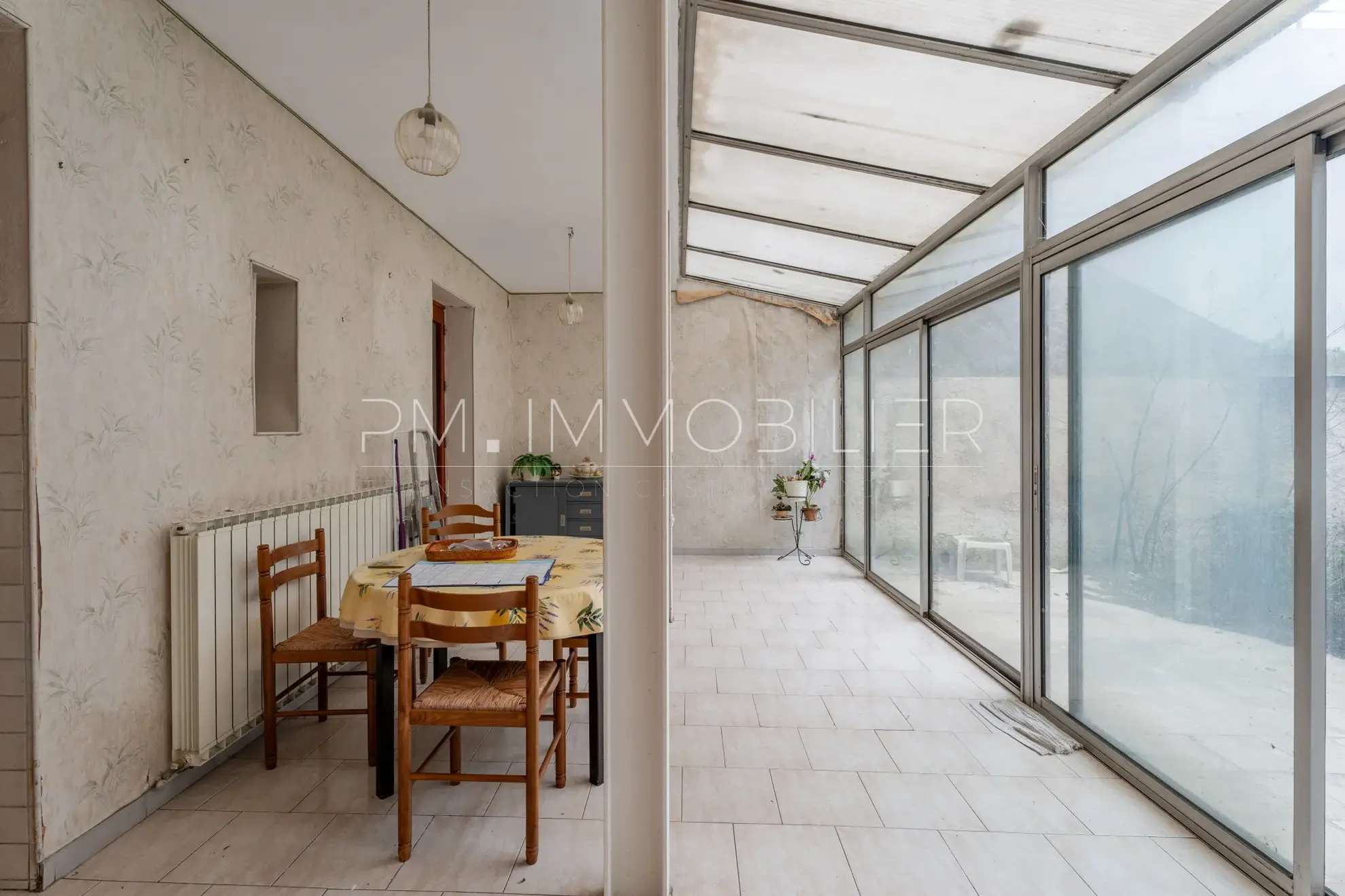 Appartement à rénover avec jardin à Marseille, quartier Sakakini / La Timone 