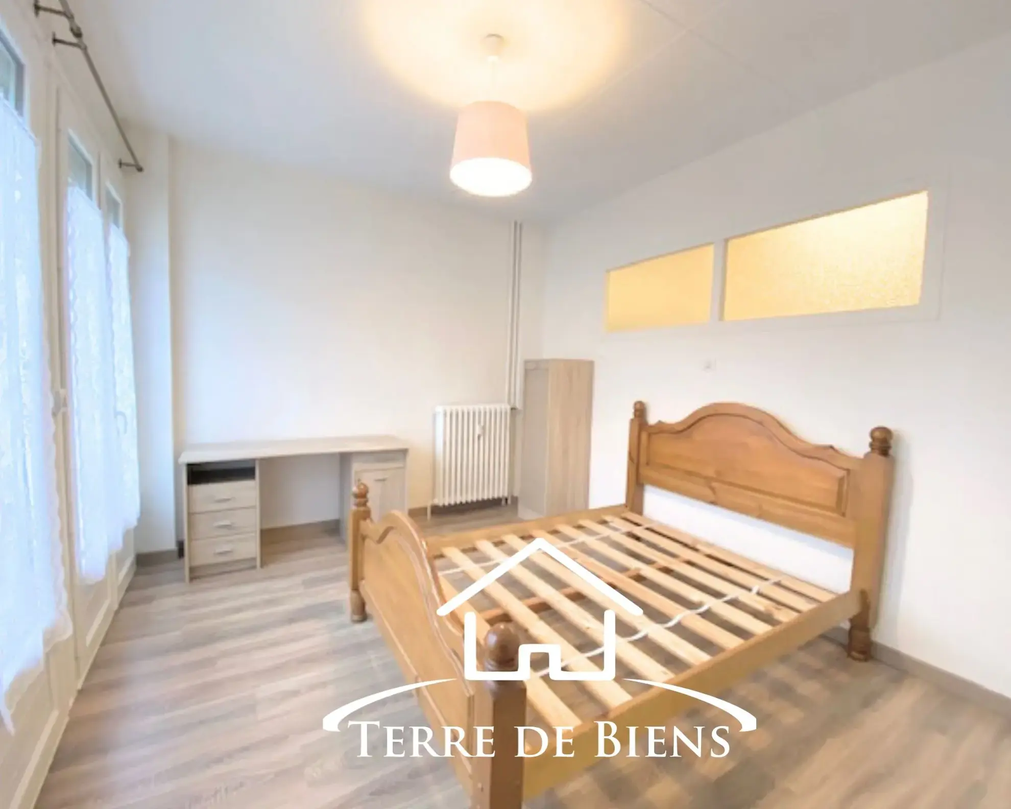 Appartement rénové de 73 m² à vendre à Soissons avec stationnement 