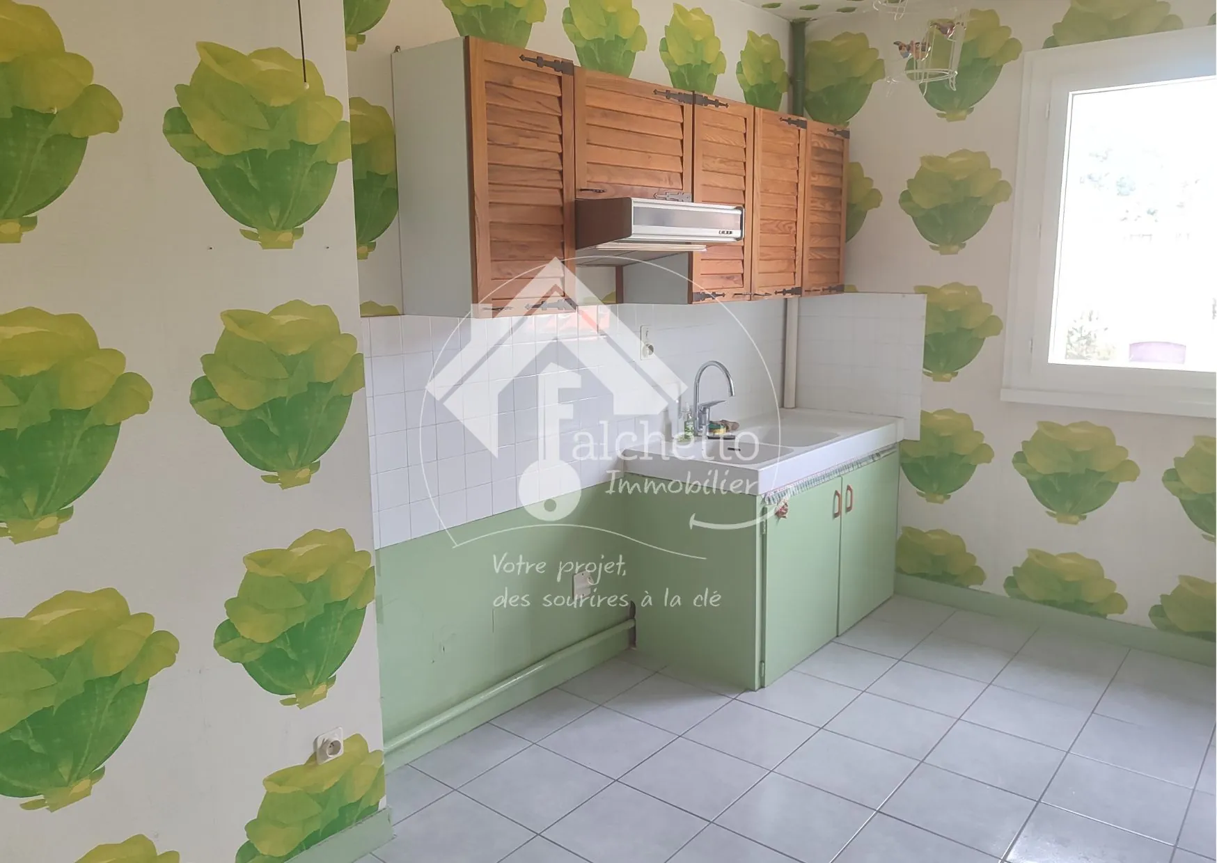 Appartement T4 à Royat avec balcon, cave et garage - Situation idéale proche thermes 