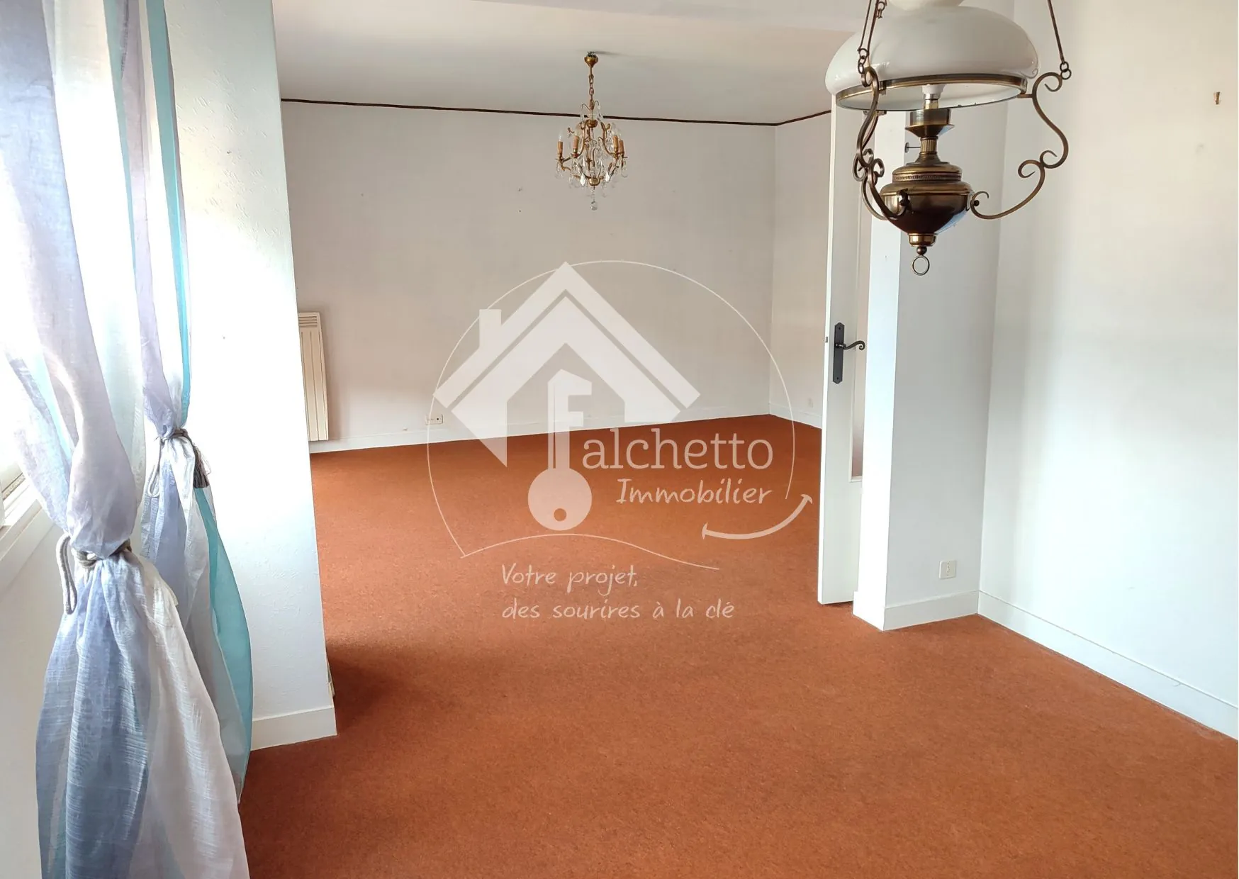 Appartement T4 à Royat avec balcon, cave et garage - Situation idéale proche thermes 