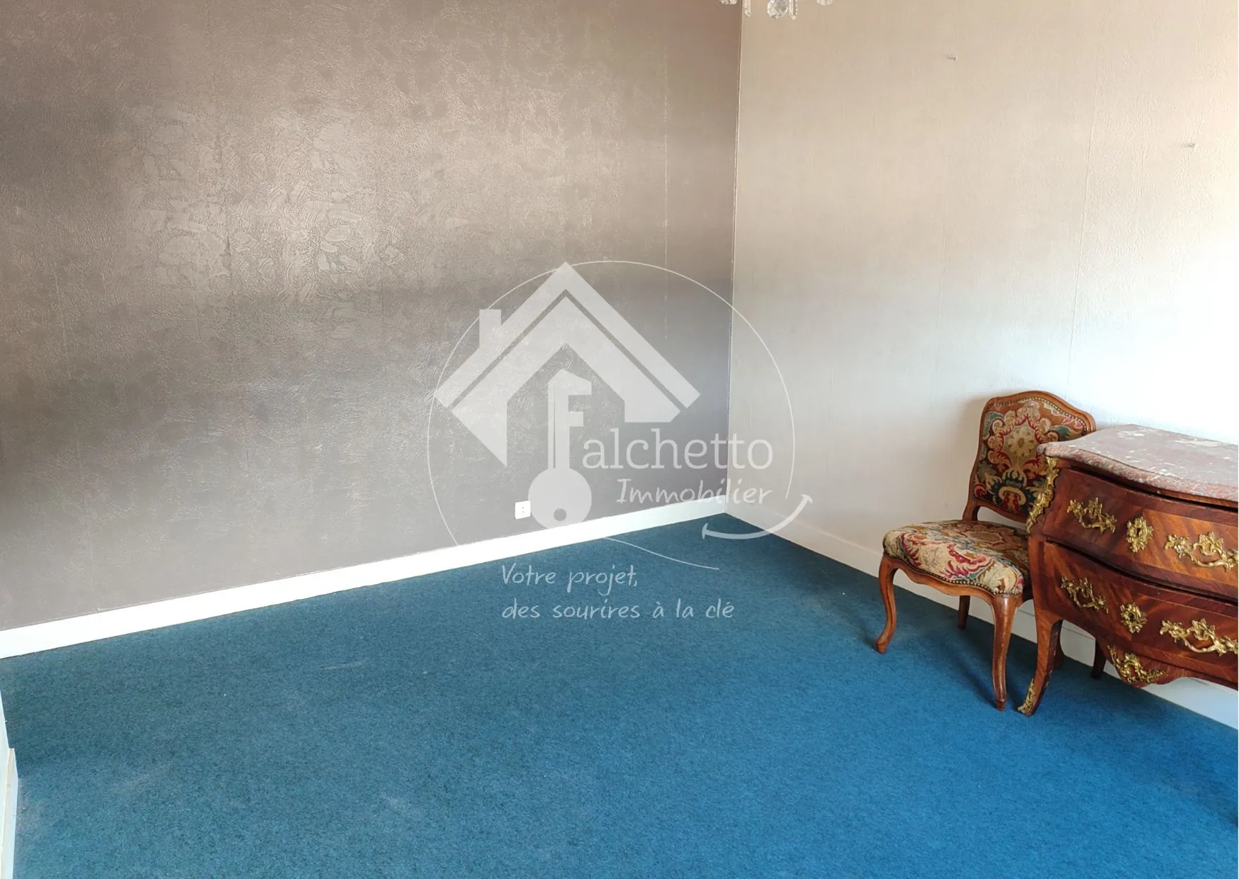 Appartement T4 à Royat avec balcon, cave et garage - Situation idéale proche thermes 