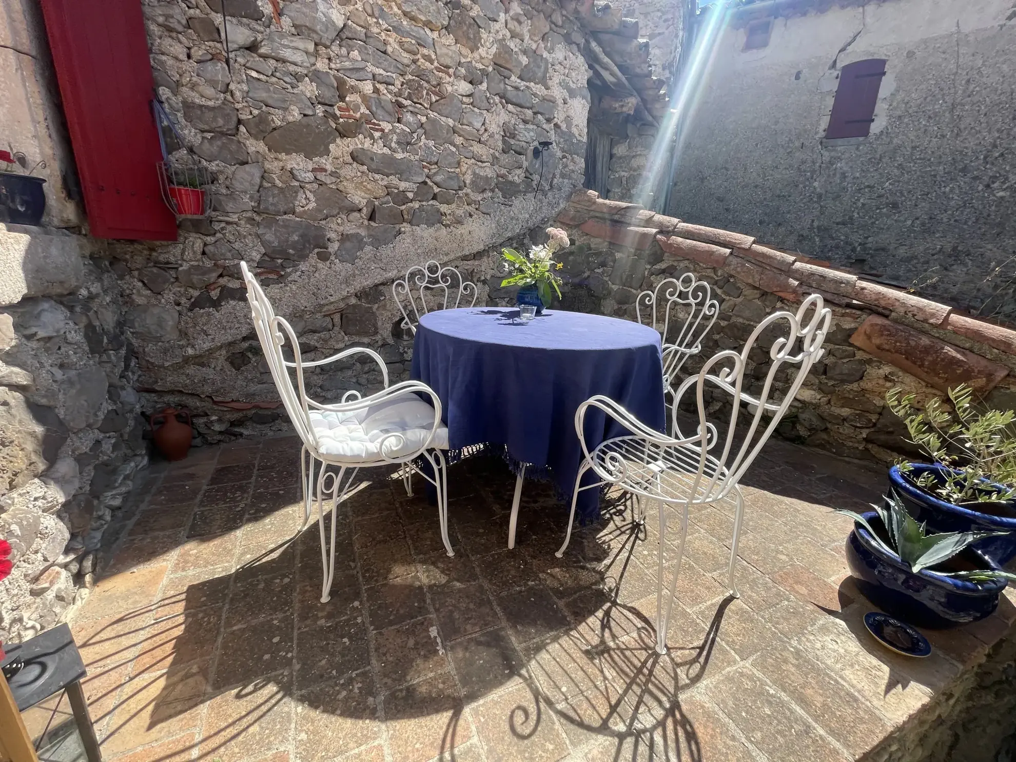 Maison de village en pierre avec vue sur le Gardon à Mialet - Charme et potentiel 