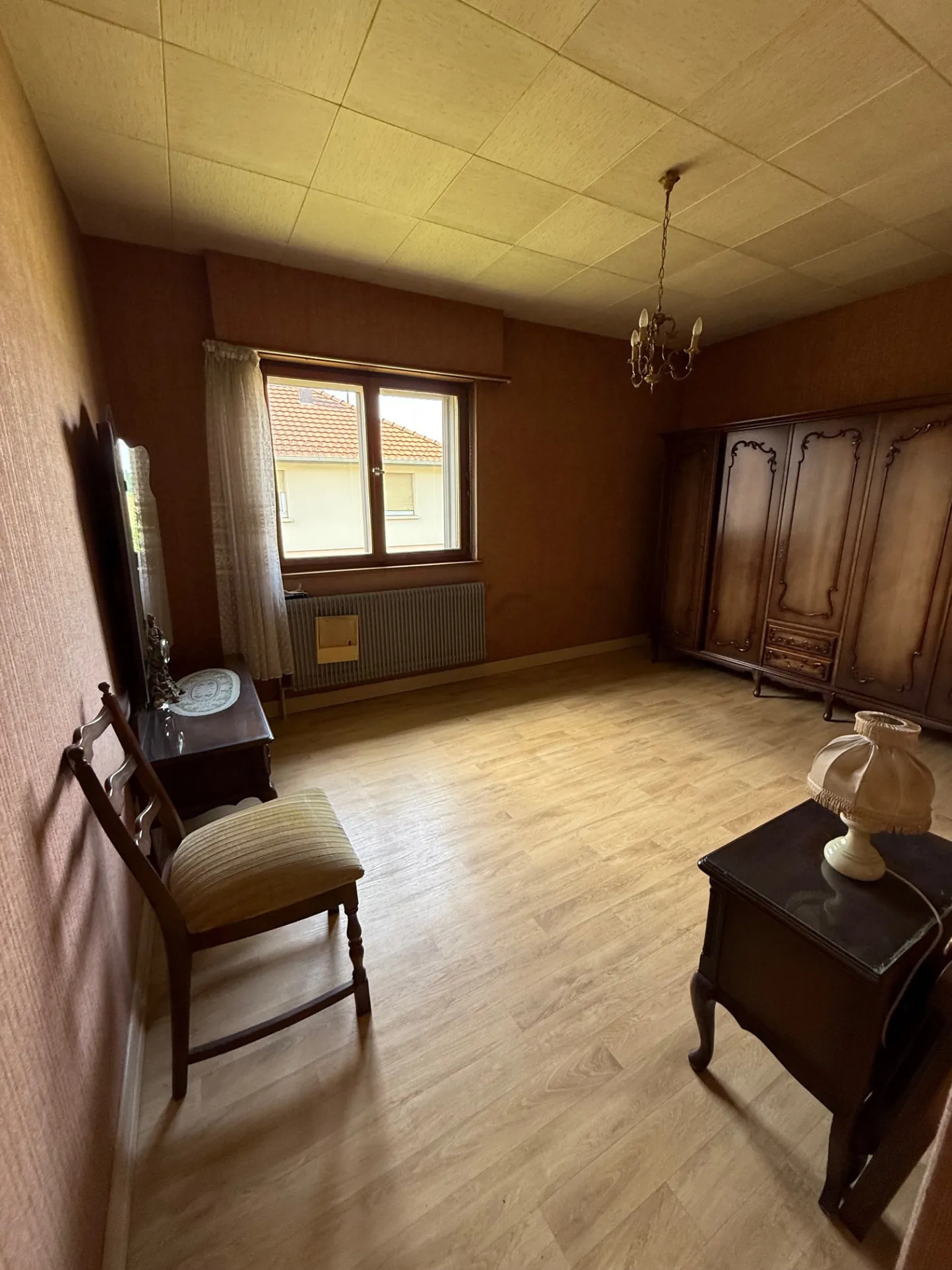 Maison à rénover à Zillisheim avec garage et jardin sur 5.59 ares 