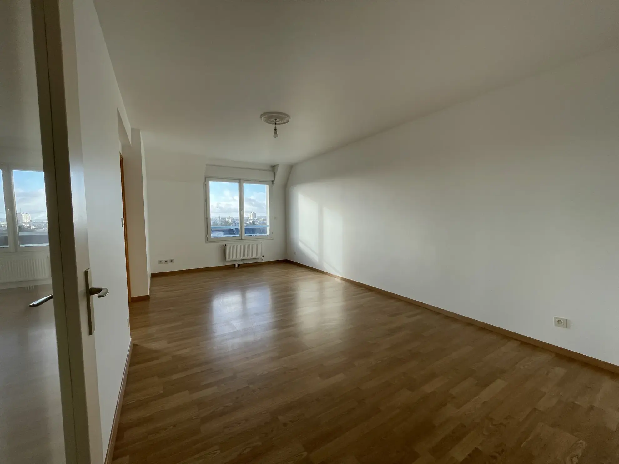 Appartement T2 avec terrasse dans résidence senior à Le Mans 