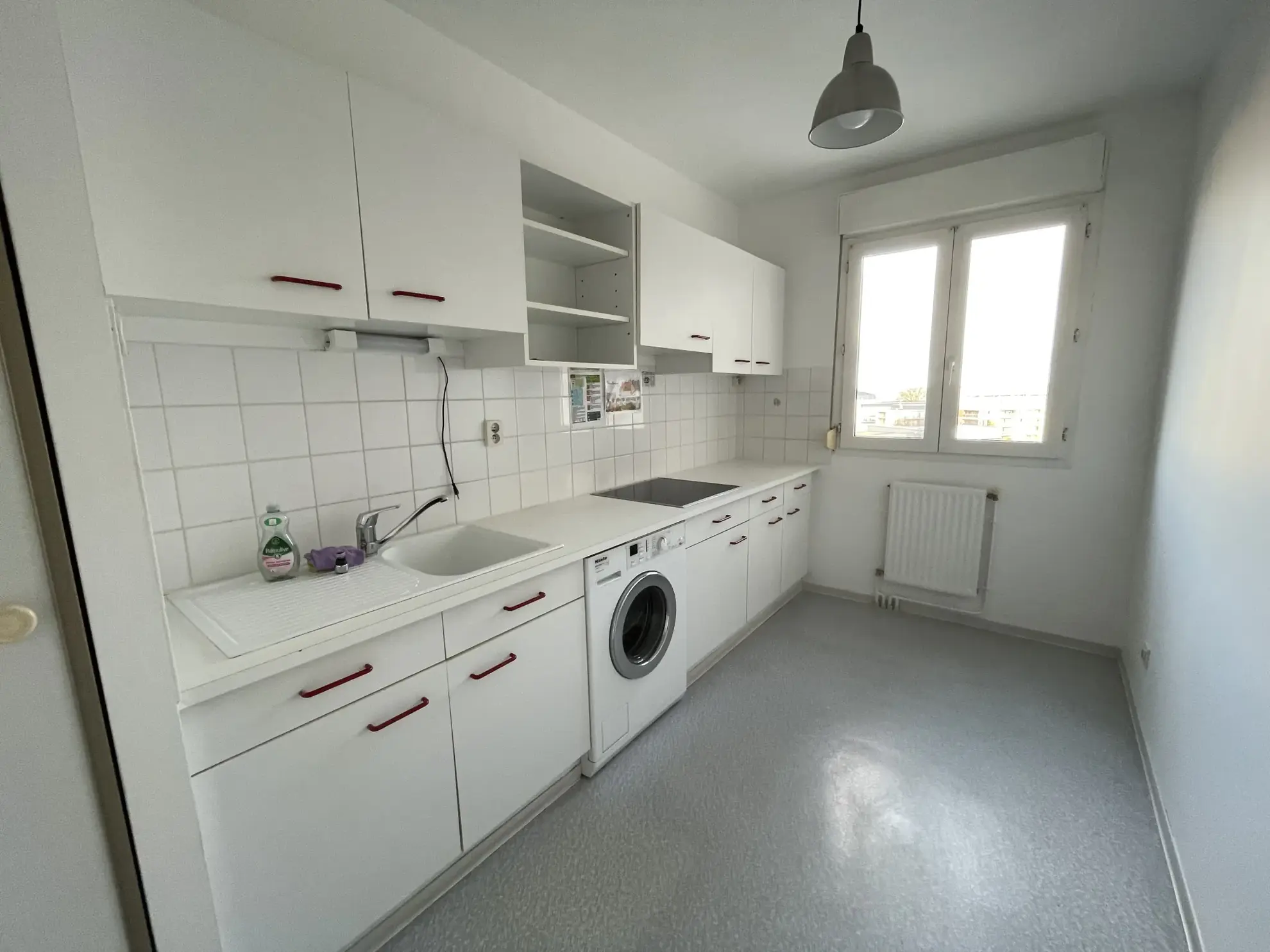 Appartement T2 avec terrasse dans résidence senior à Le Mans 