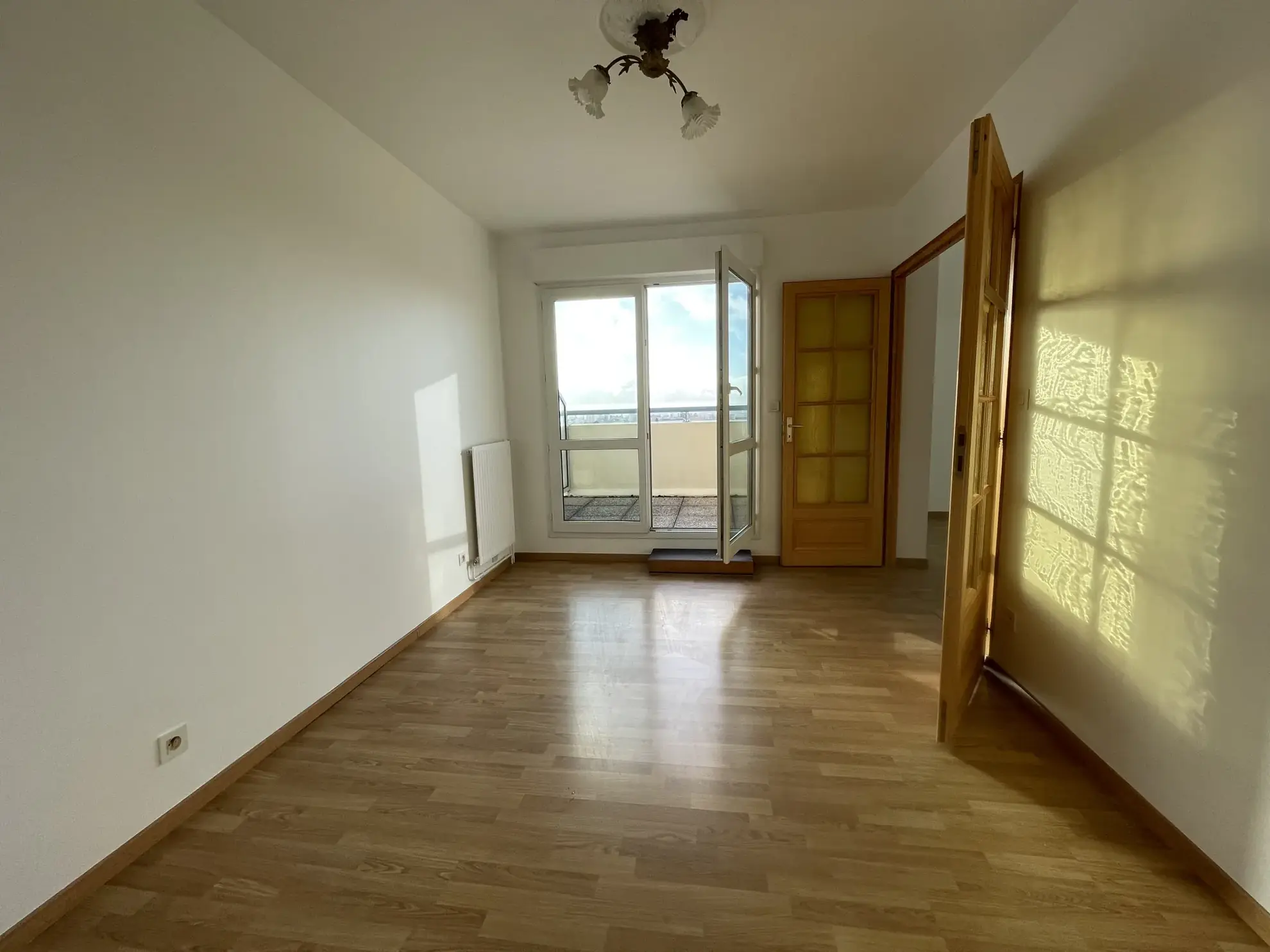 Appartement T2 avec terrasse dans résidence senior à Le Mans 