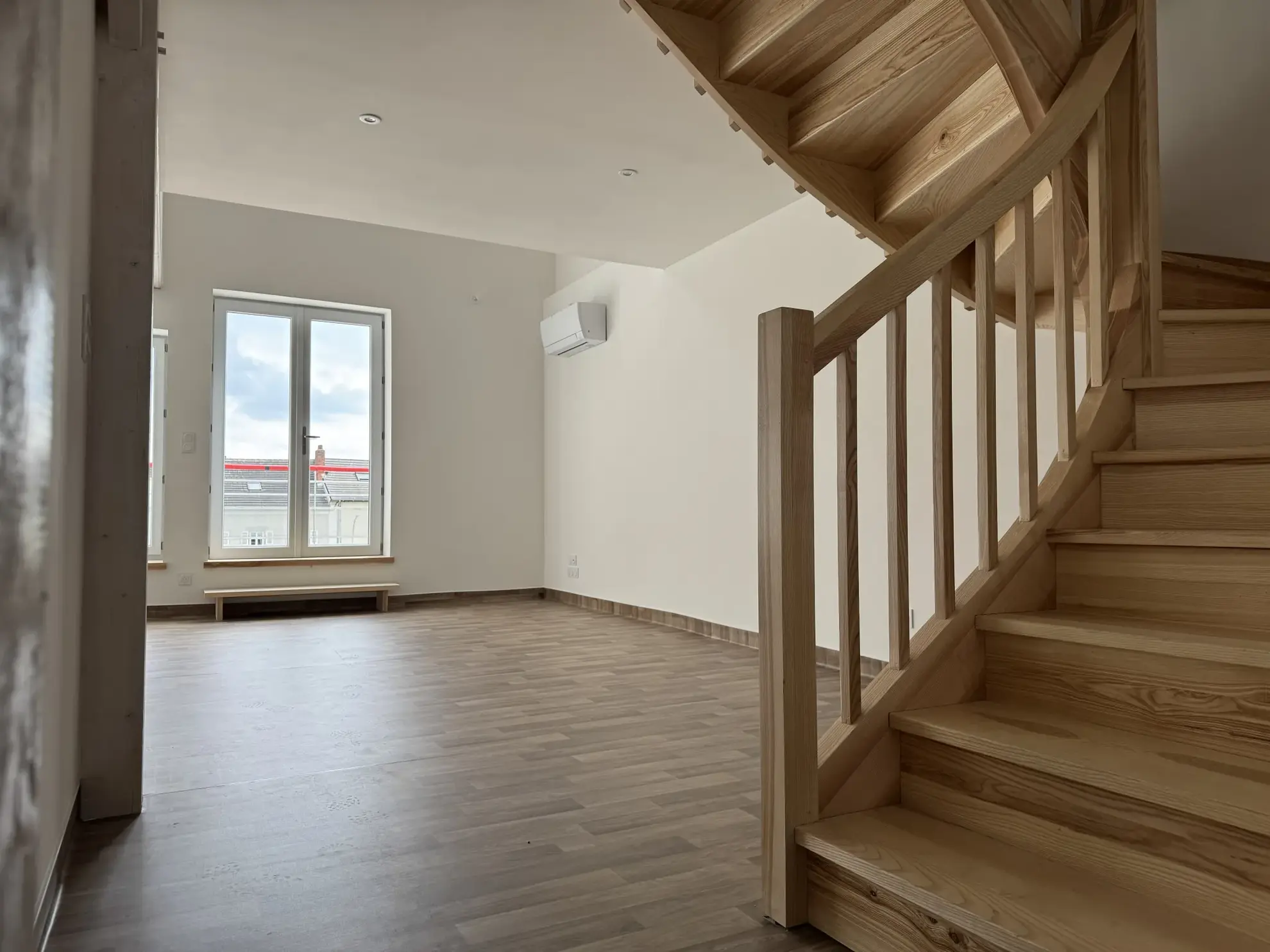 Magnifique appartement 5 pièces avec terrasse et parking à Aurillac 