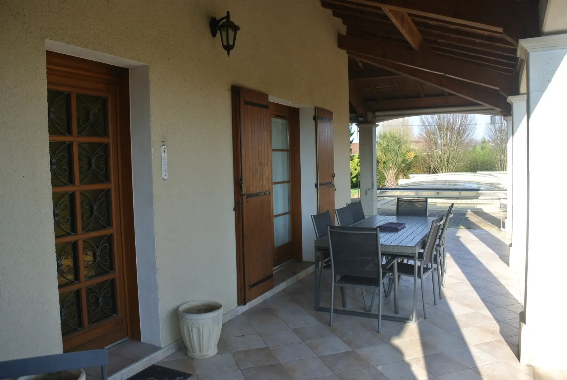 Maison avec 3 chambres, piscine et terrain arboré à Miramont de Guyenne 