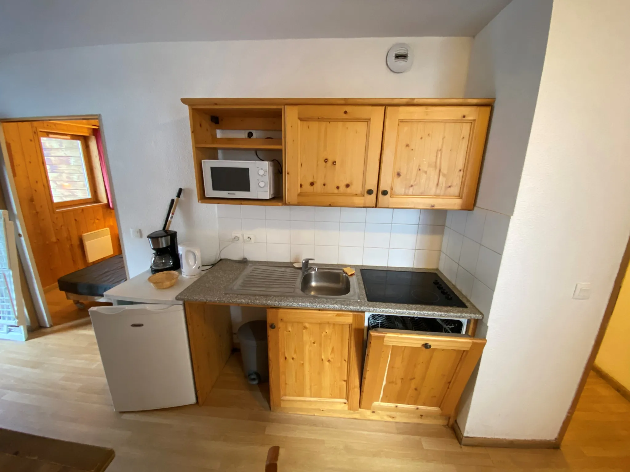 Appartement T2 à Saint-Sorlin d'Arves avec terrasse, proximité pistes, bail jusqu'en 2027 