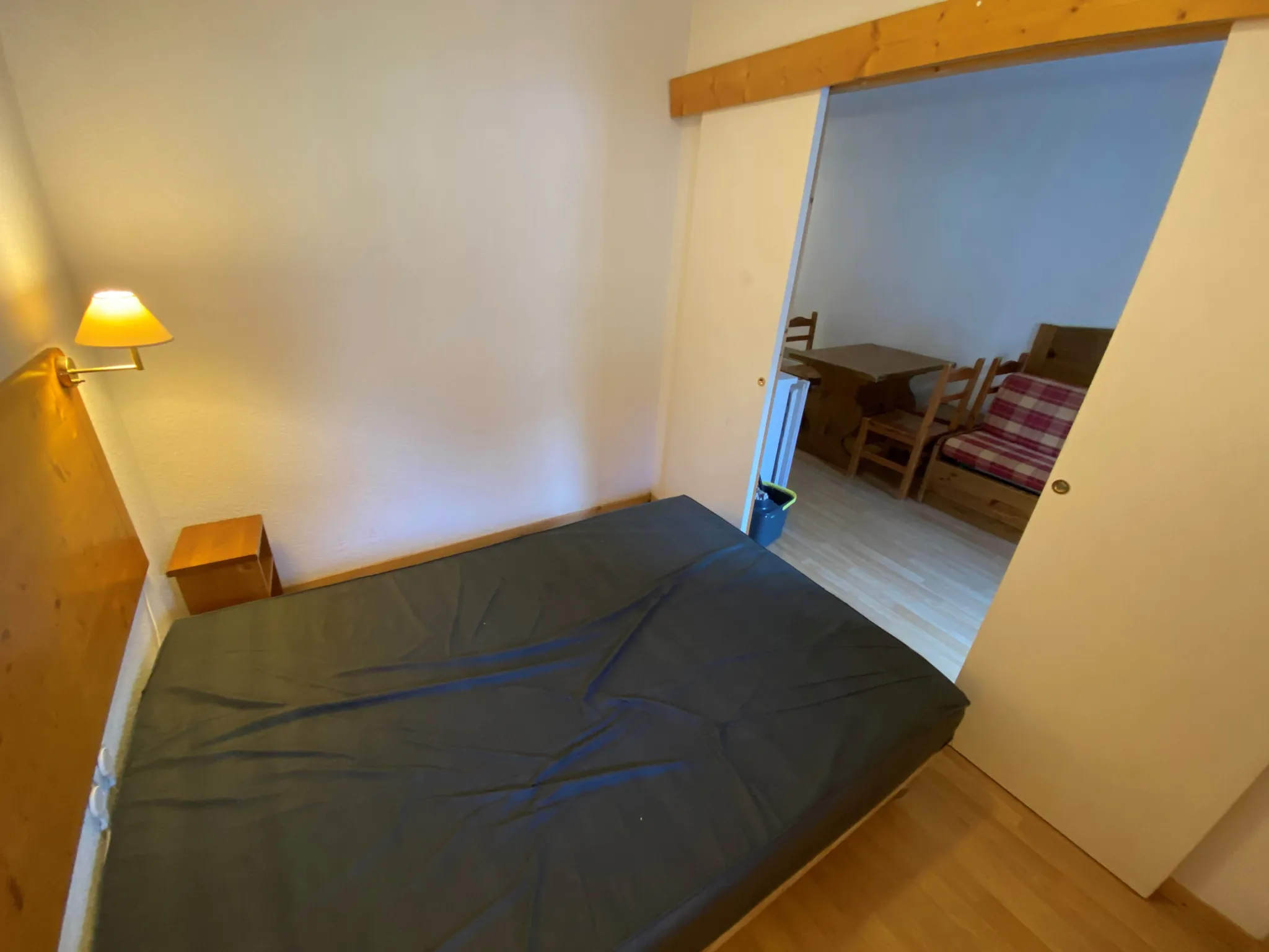 Appartement T2 à Saint-Sorlin d'Arves avec terrasse, proximité pistes, bail jusqu'en 2027 