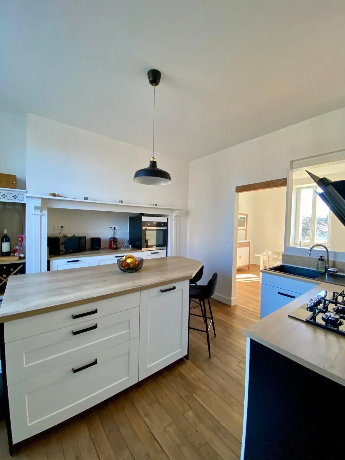 Belle maison en pierre avec cave et terrain clos à Egletons en Corrèze 