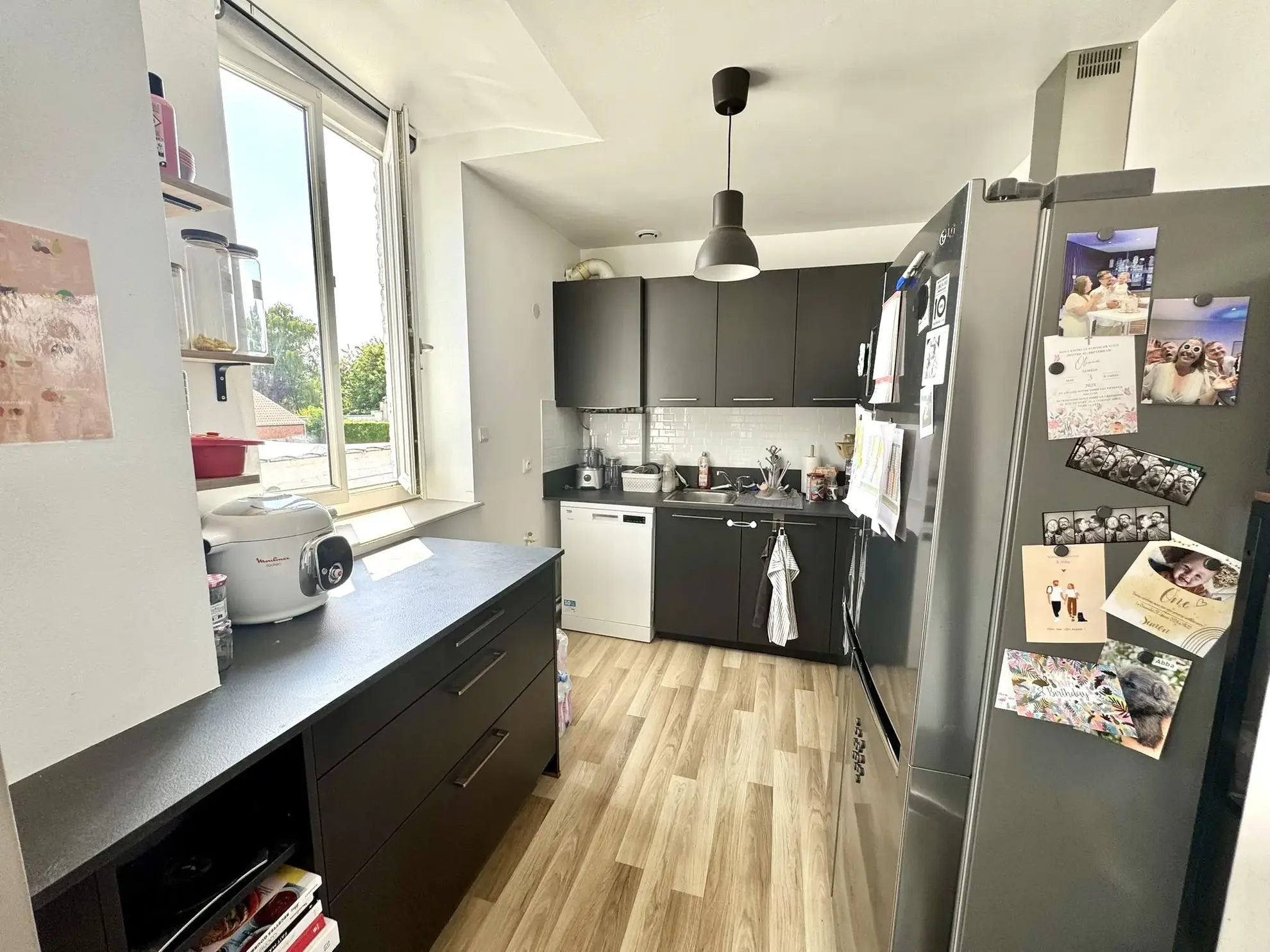 Appartement duplex de 66m² avec 2 chambres à Halluin - Parking sécurisé 