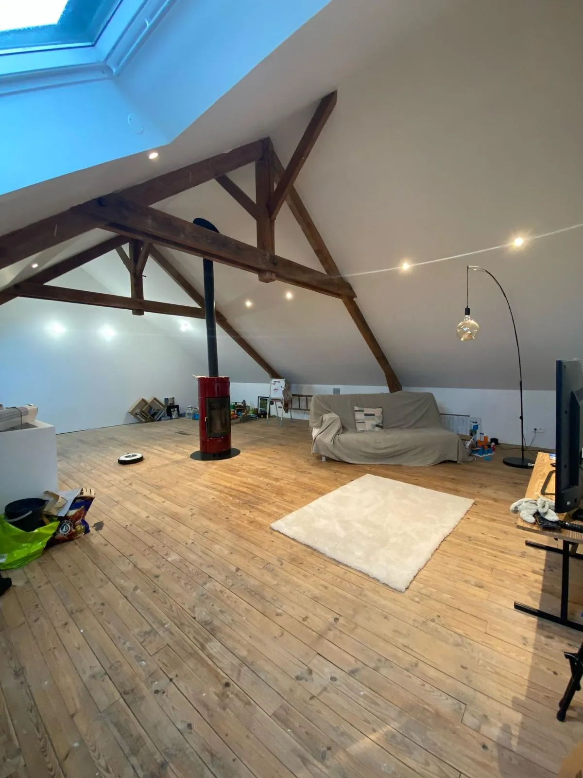 Belle maison en pierre avec cave et terrain clos à Egletons en Corrèze 