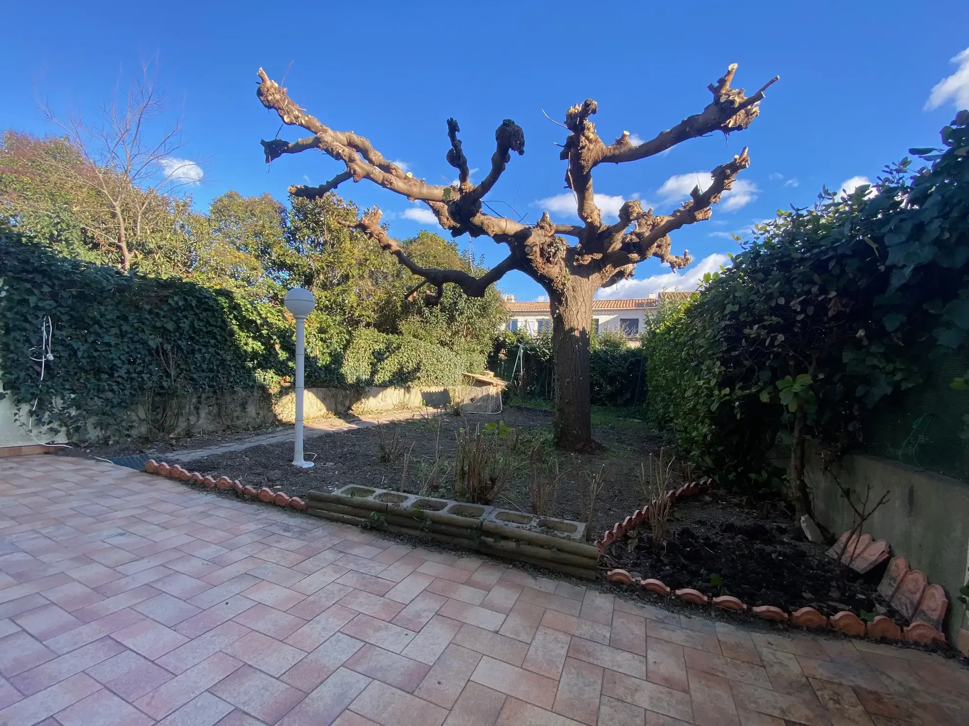 Maison 3 chambres avec garage et jardin à Avignon Peyres - Renovée & équipée 