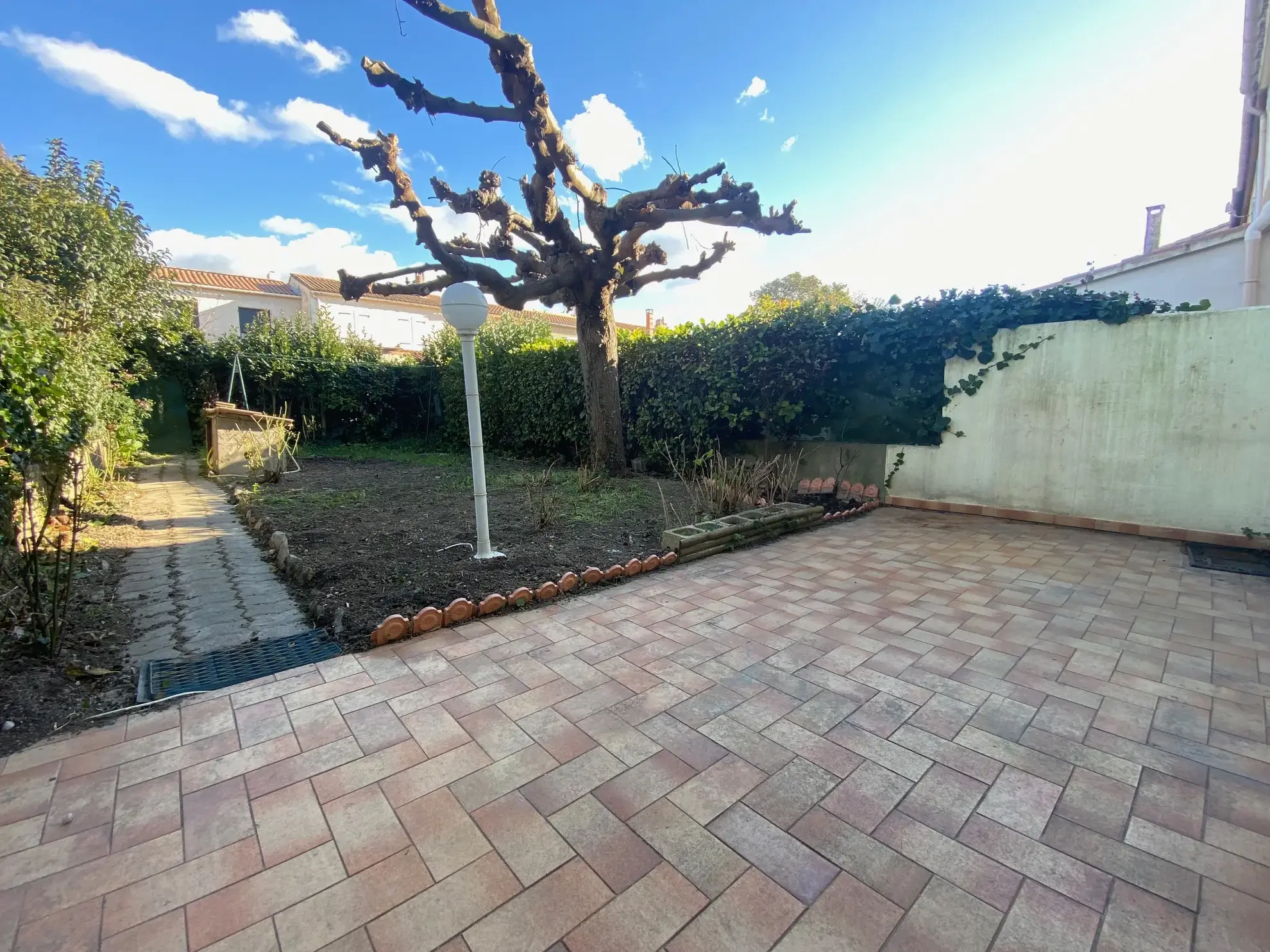 Maison 3 chambres avec garage et jardin à Avignon Peyres - Renovée & équipée 