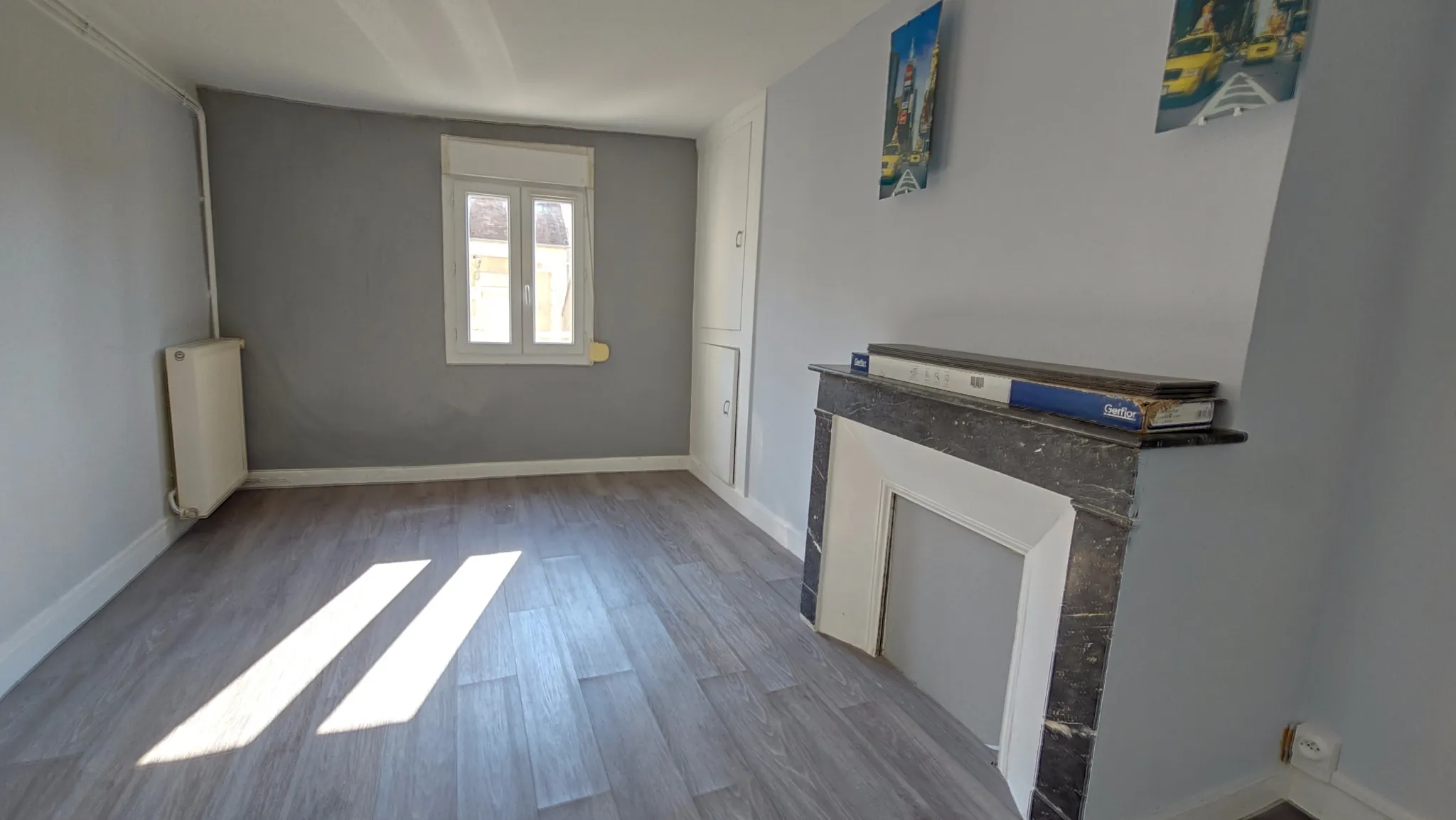Appartement traversant à vendre à Auxerre - 2 chambres, cave, prix attractif 