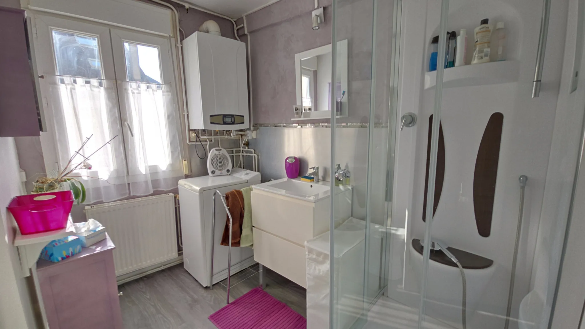 Appartement traversant à vendre à Auxerre - 2 chambres, cave, prix attractif 