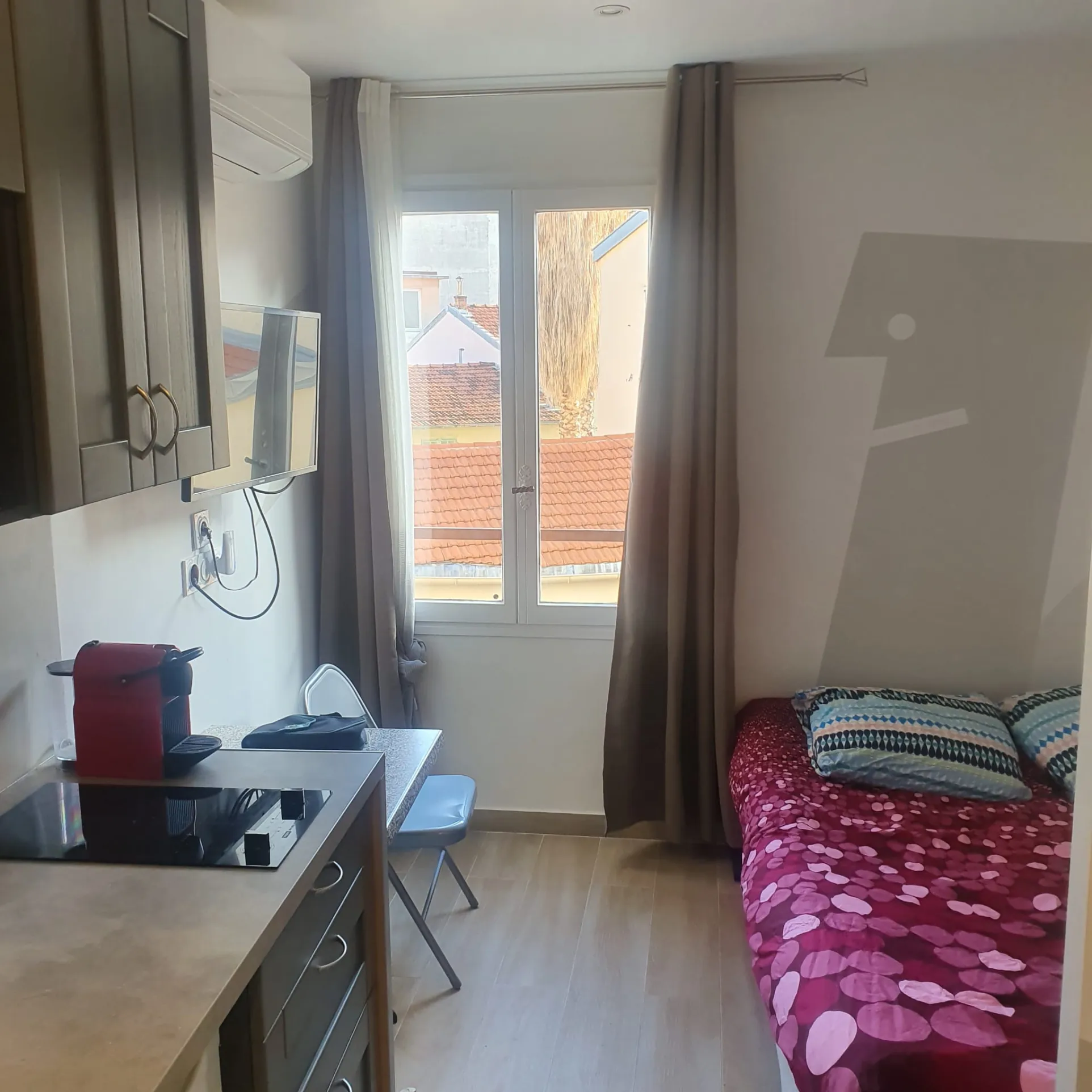 Studio rénové de 12,45 m² à Nice, emplacement idéal et rendement élevé