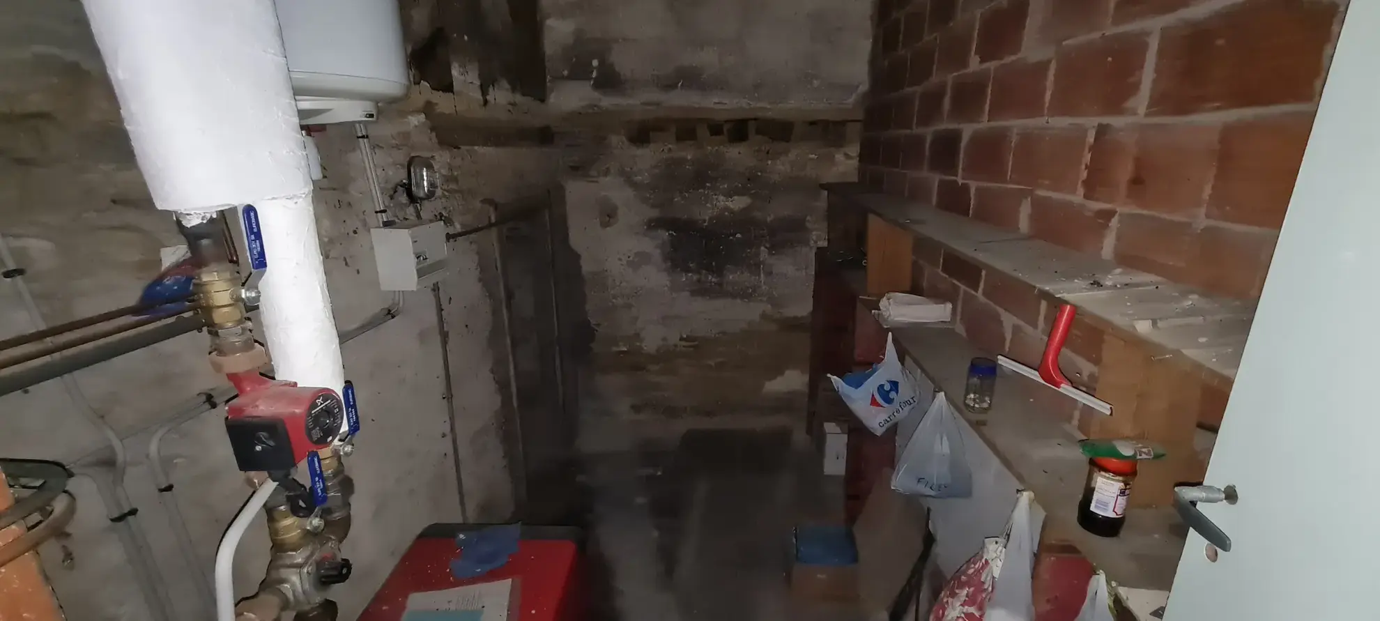 Maison à vendre à Brinon-sur-Beuvron en Bourgogne Nord avec garage et grenier 