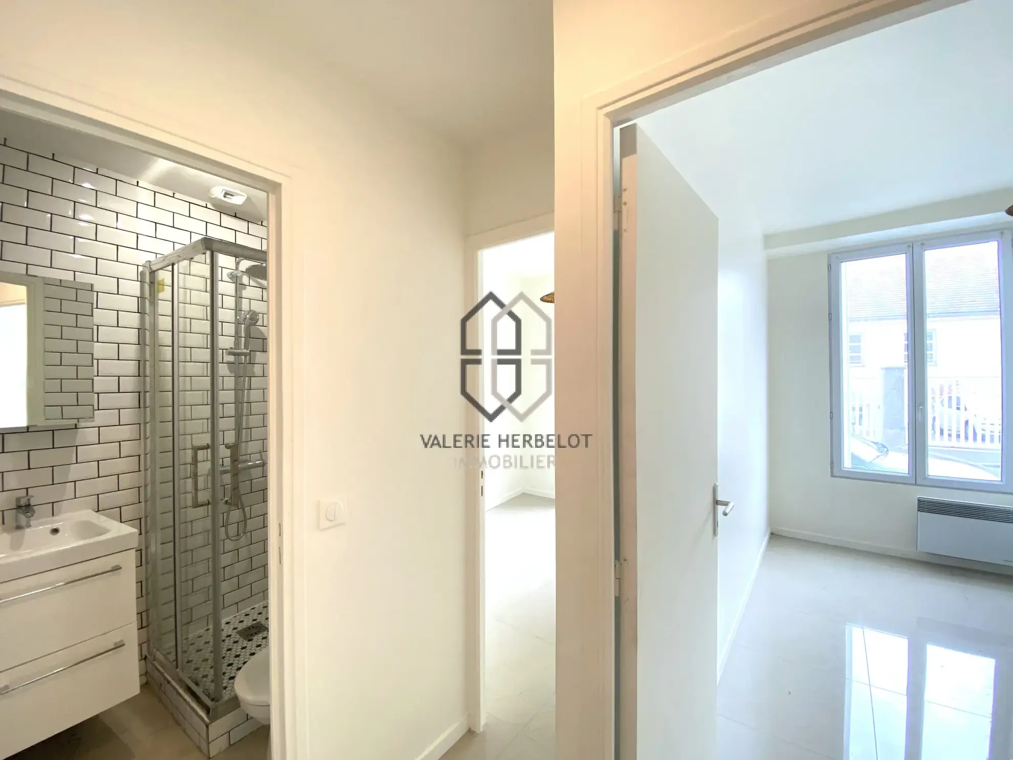 Appartement 3 pièces rénové avec terrasse à Maisons-Alfort, proche transports 