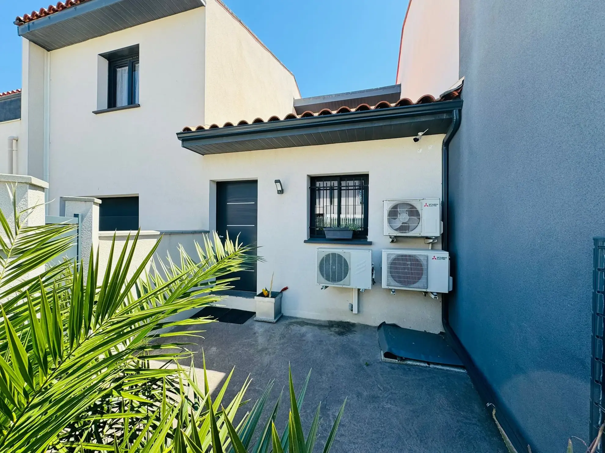 Villa moderne 4 chambres à Pollestres de 120 m² avec garage et jardin 