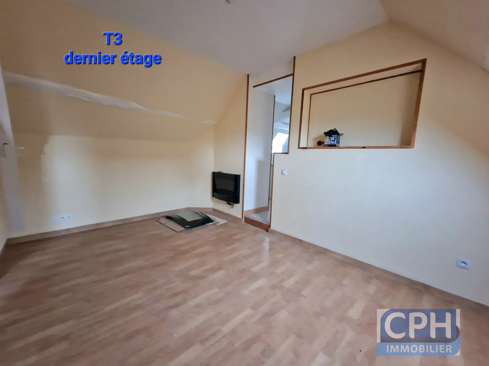 Immeuble à Trun avec fort potentiel locatif, travaux à prévoir 