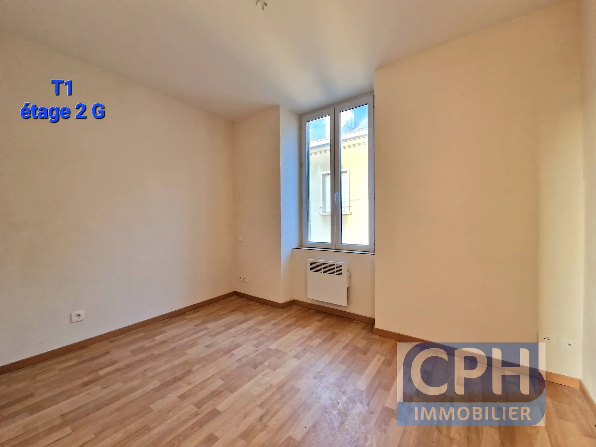 Immeuble à Trun avec fort potentiel locatif, travaux à prévoir 