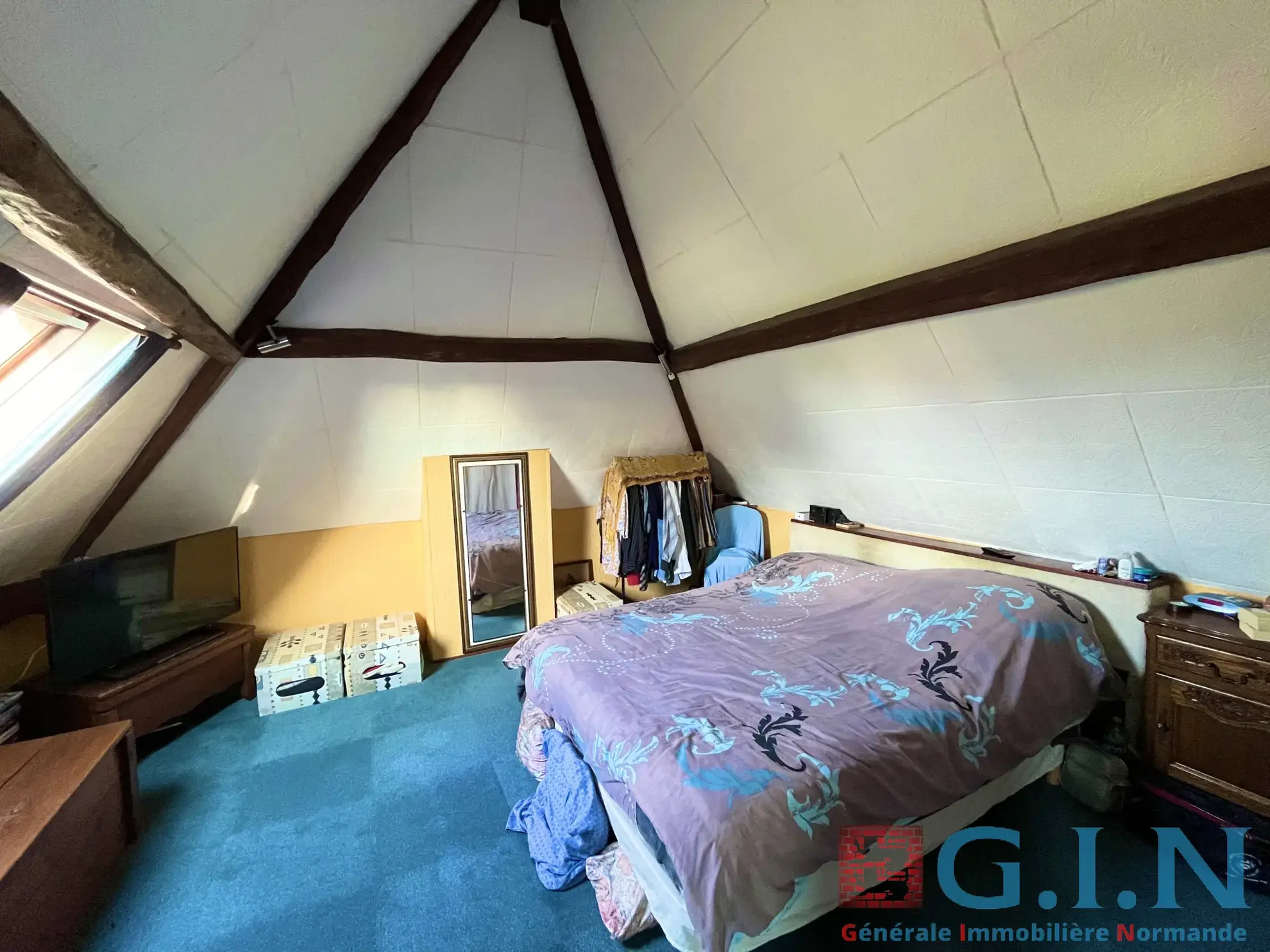 Maison de maître avec dépendance à Boos, jardin et potentiel élevé - 285 000 € 