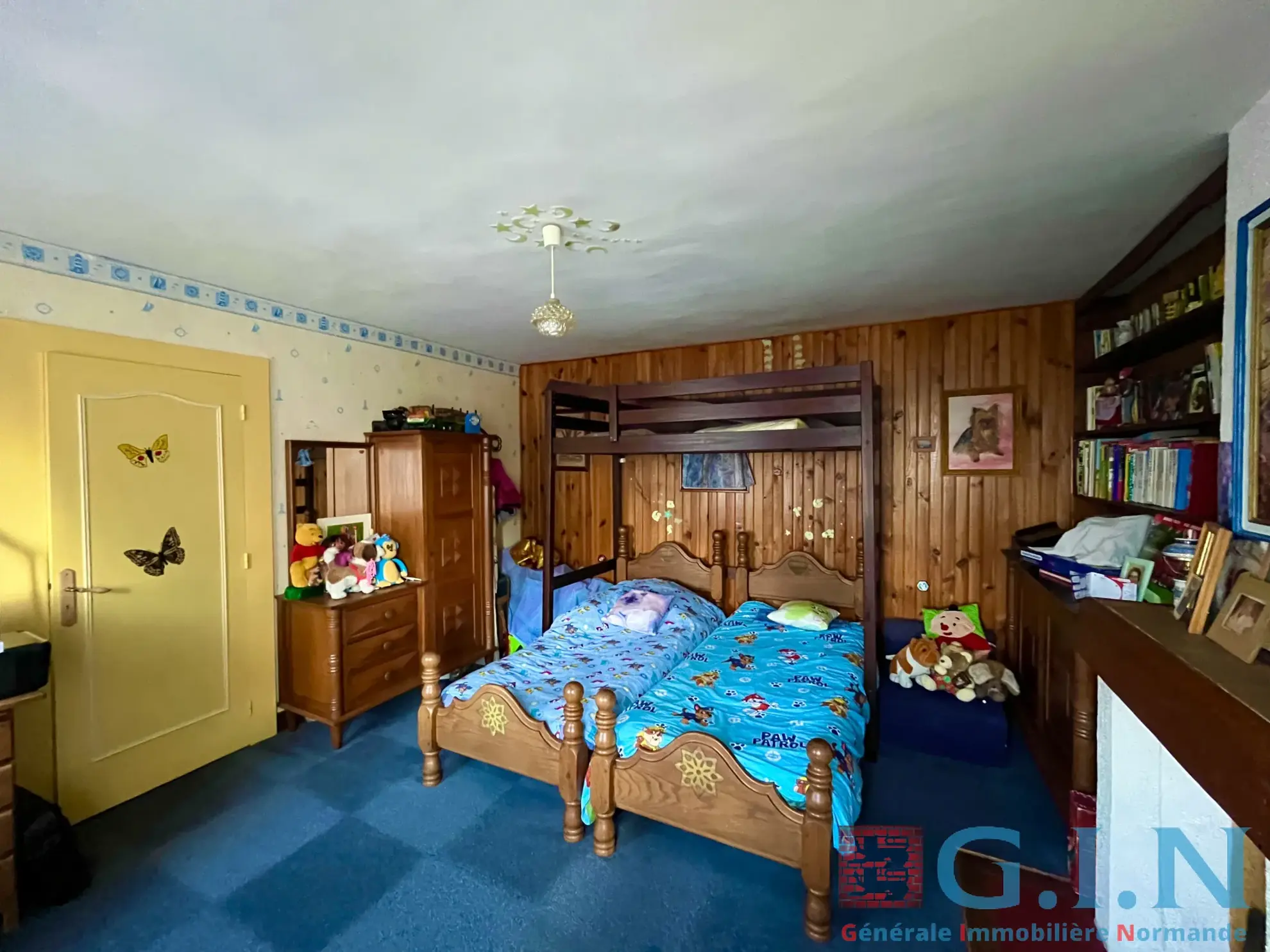 Maison de maître avec dépendance à Boos, jardin et potentiel élevé - 285 000 € 