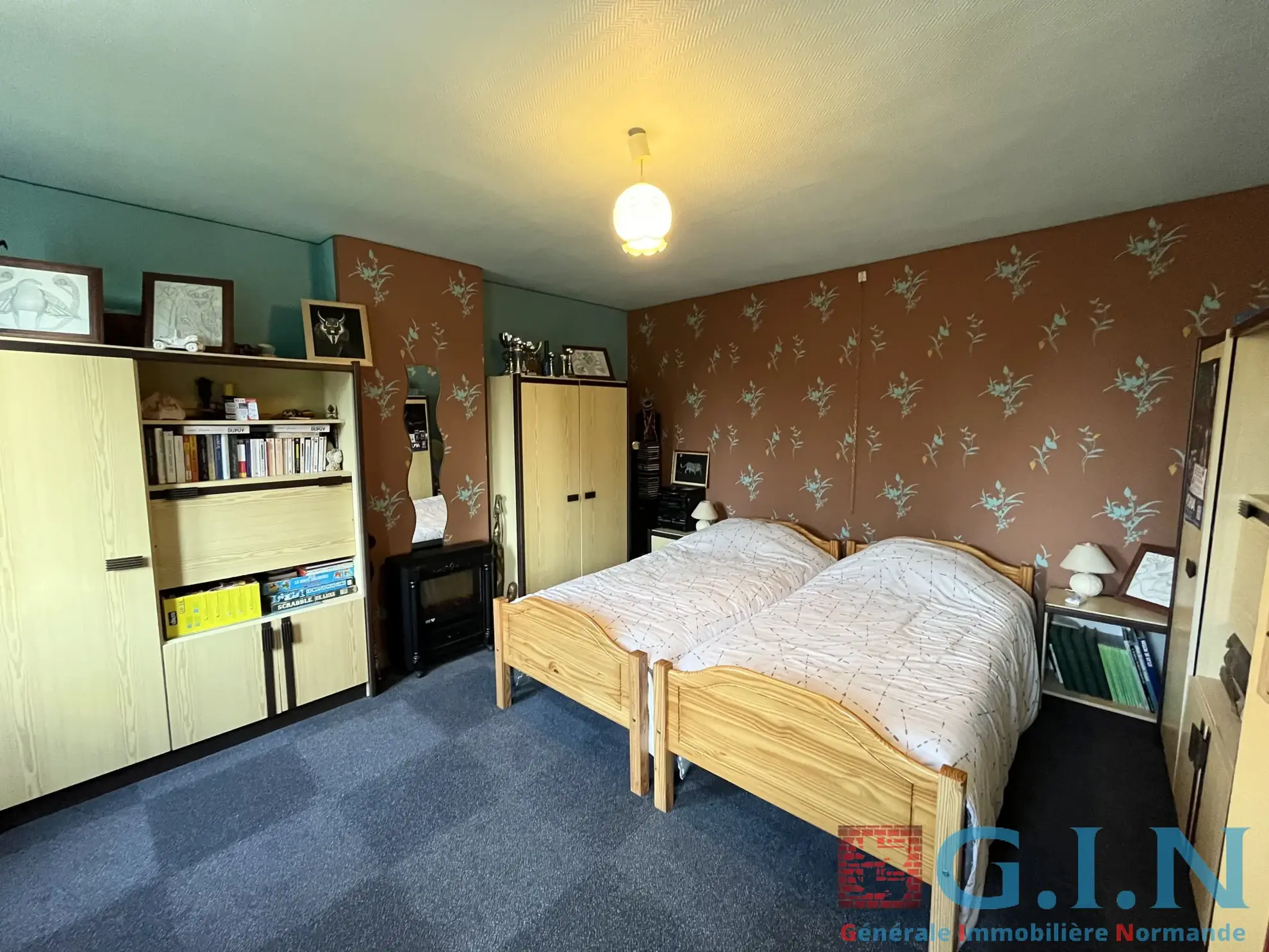 Maison de maître avec dépendance à Boos, jardin et potentiel élevé - 285 000 € 