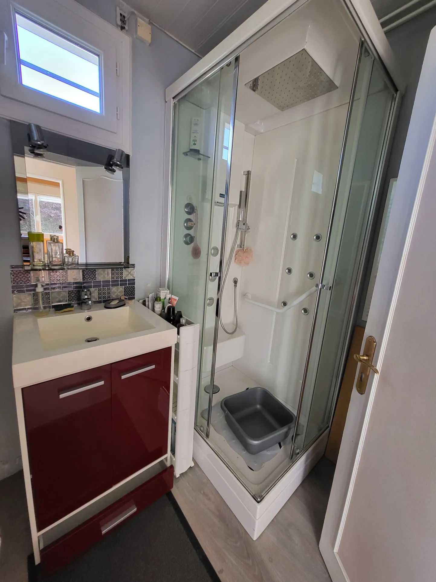 Maison à Yvetot avec 3 chambres, bureau, jardin et garage - Prix de 199 000 € 