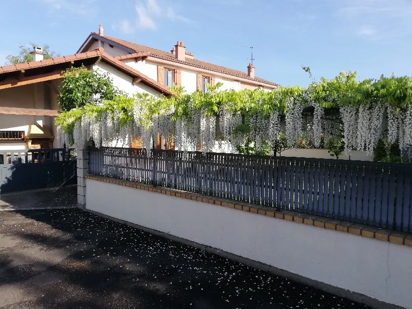 Maison familiale à Clermont-Ferrand La Plaine avec jardin et extension 