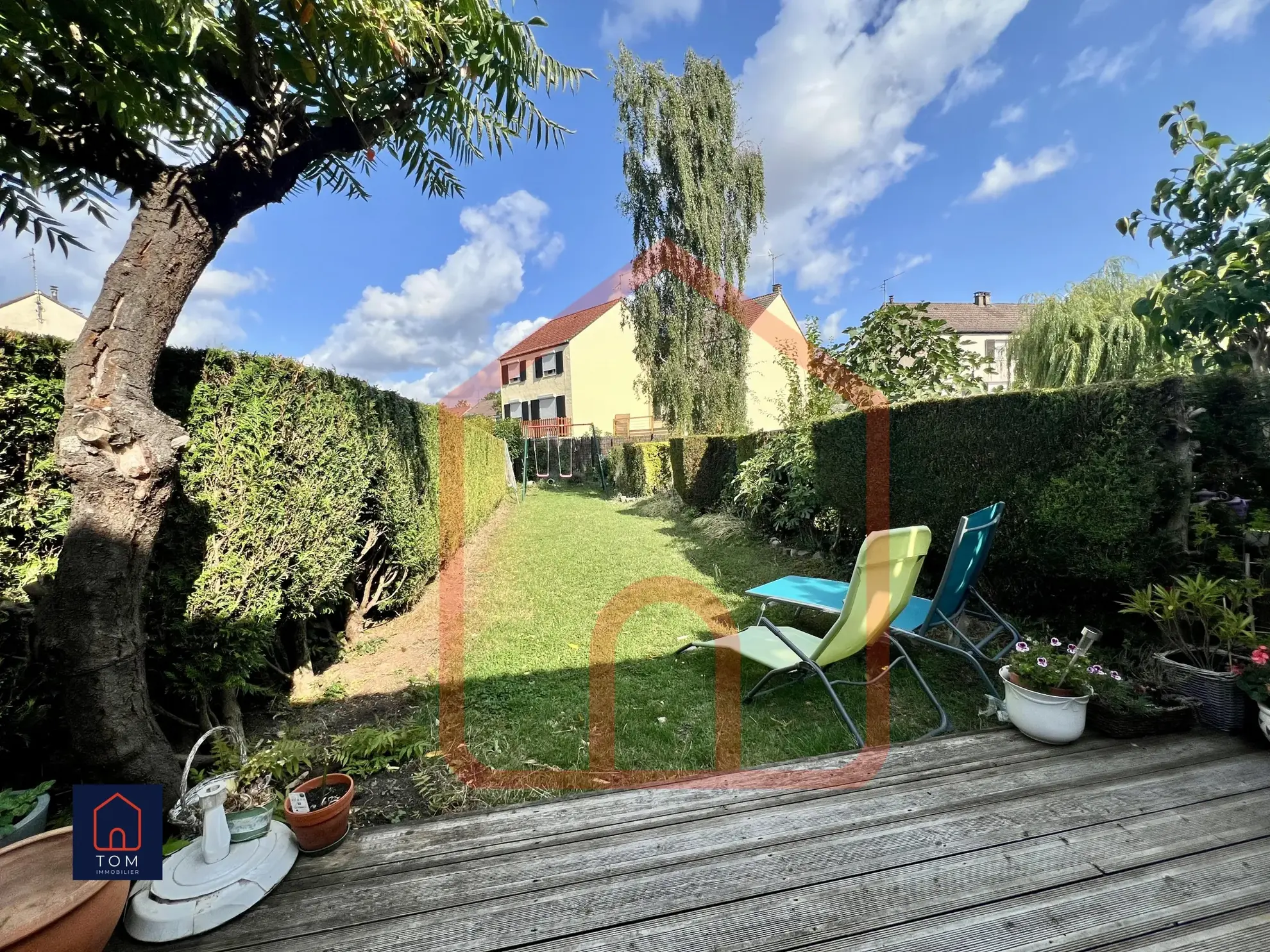 Maison des années 30 à vendre à Lezennes avec jardin, 3 chambres et sous-sol complet