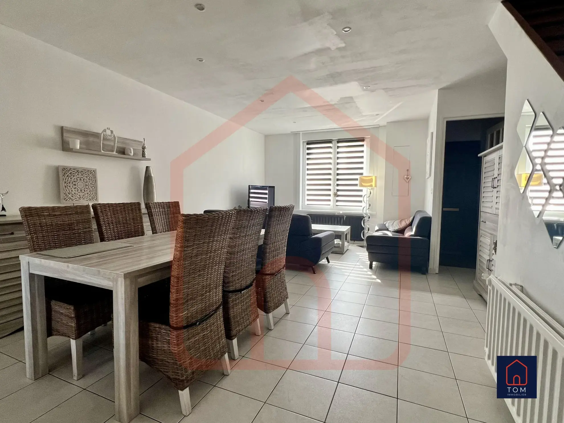 Maison des années 30 à vendre à Lezennes avec jardin, 3 chambres et sous-sol complet 