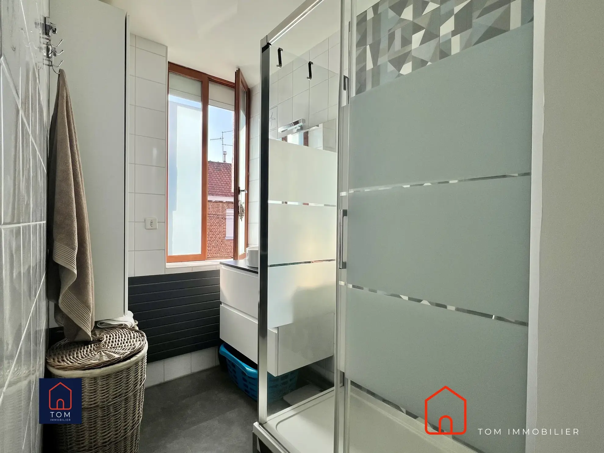 Maison des années 30 à vendre à Lezennes avec jardin, 3 chambres et sous-sol complet 