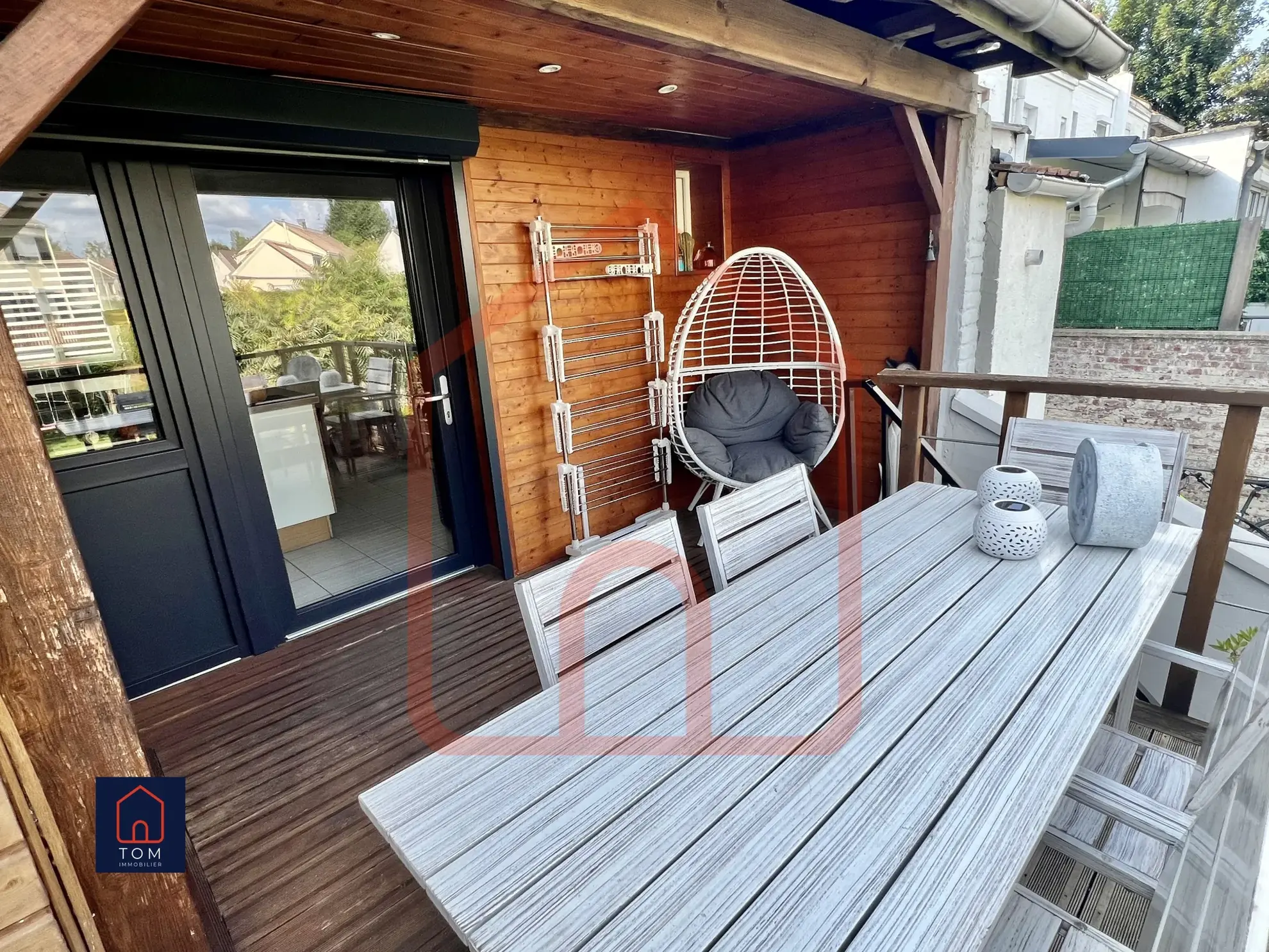 Maison des années 30 à vendre à Lezennes avec jardin, 3 chambres et sous-sol complet 