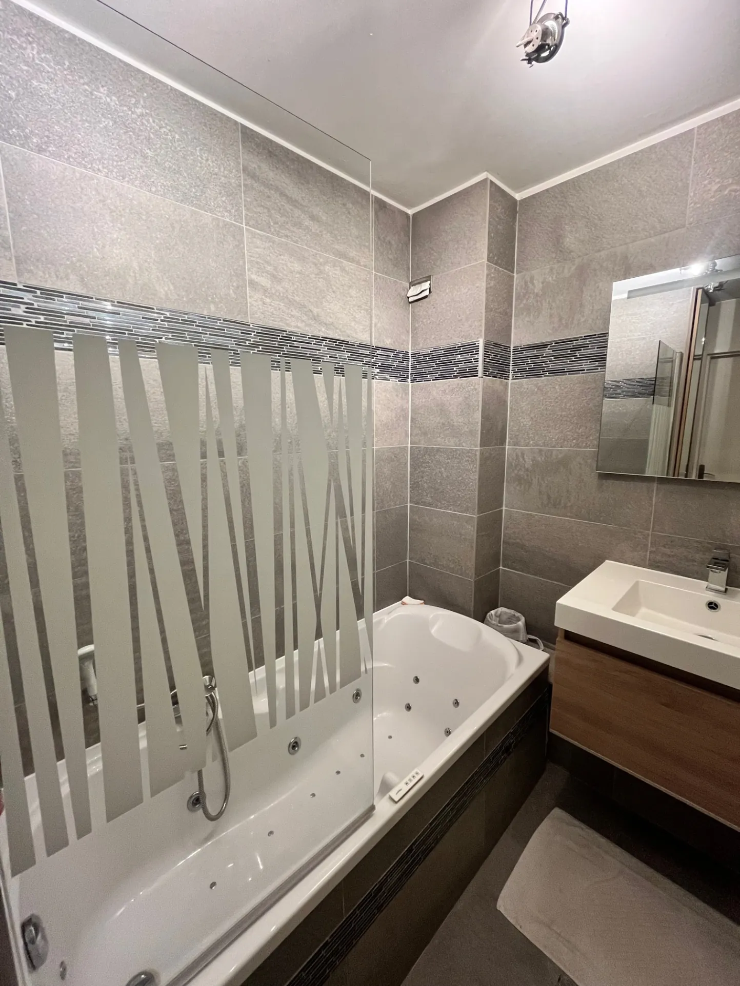 Magnifique appartement T3 lumineux avec garage à Roubaix 