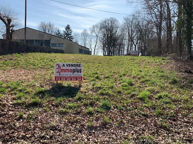 A vendre terrain constructible calme à Wuenheim – 1503 m² 