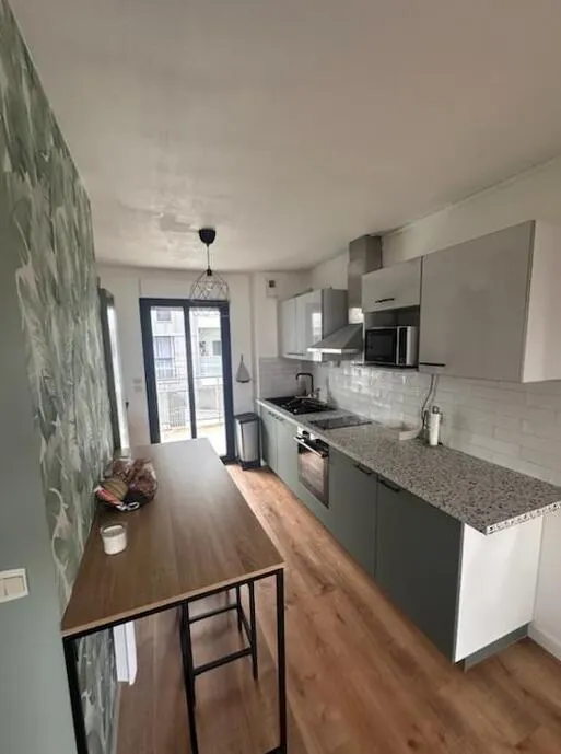 Appartement T2 avec terrasse à La Rochelle - 42 m² rénové en 2012 