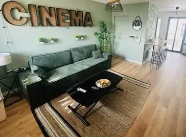 Appartement T2 avec terrasse à La Rochelle - 42 m² rénové en 2012