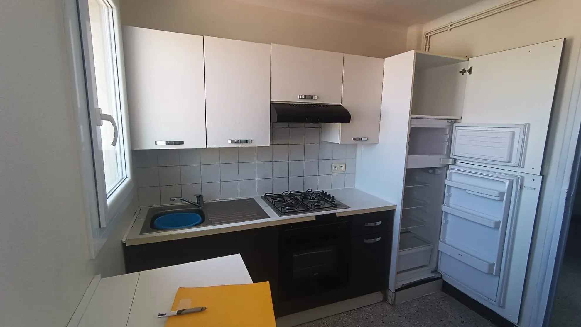 Appartement T2 de 44 m² à Perpignan – Dernier étage avec balcon ensoleillé 