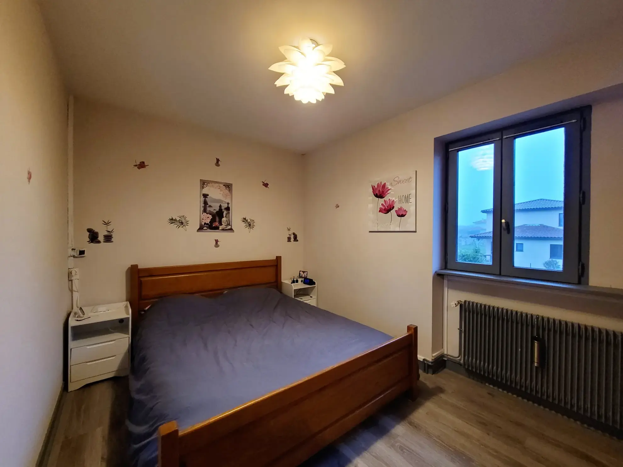 Maison familiale de 138 m² avec 5 chambres, garage et terrasse à Misérieux 