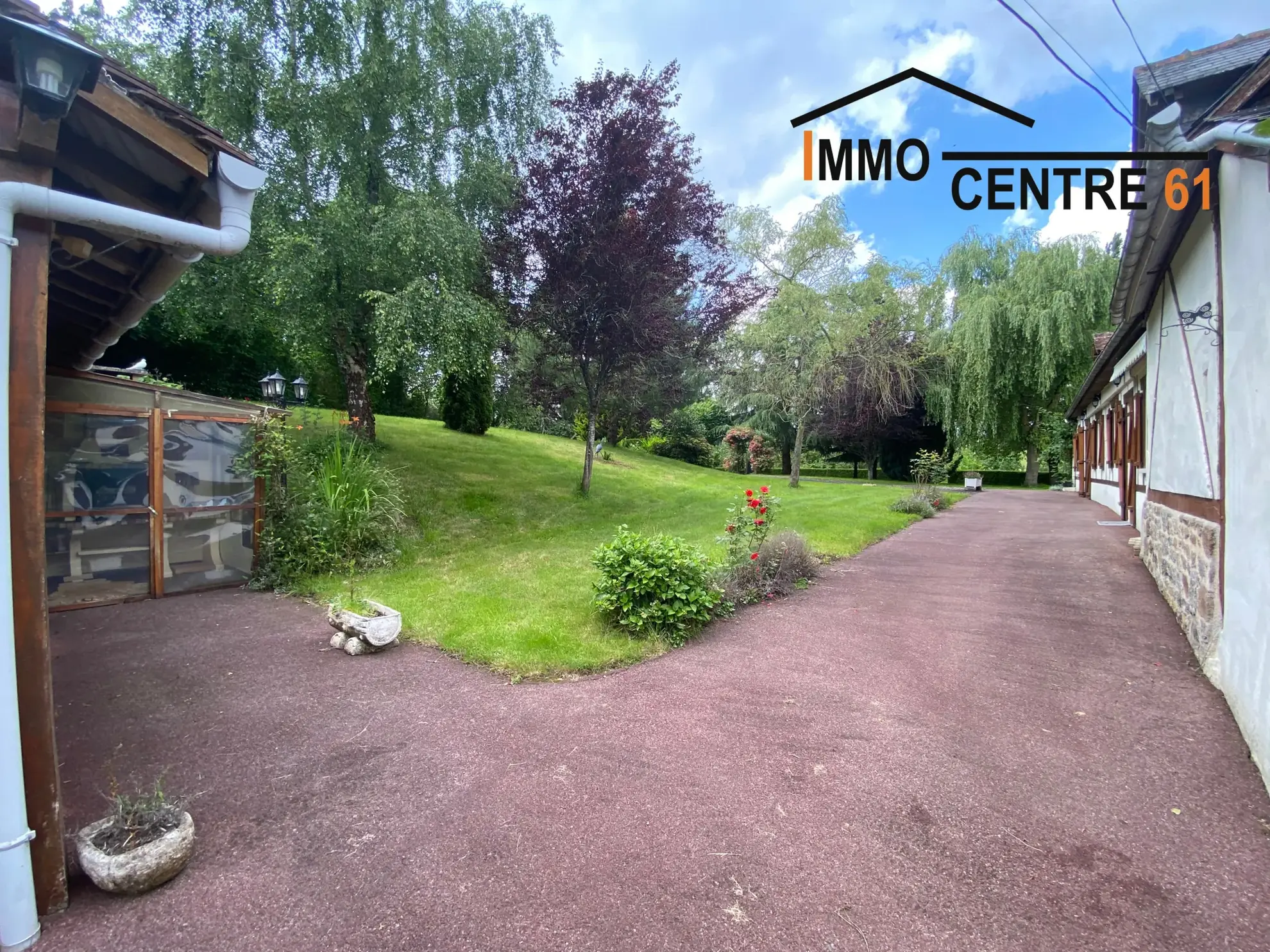 Maison de campagne avec jardin de 4000 m2 à Domfront - Belle opportunité 