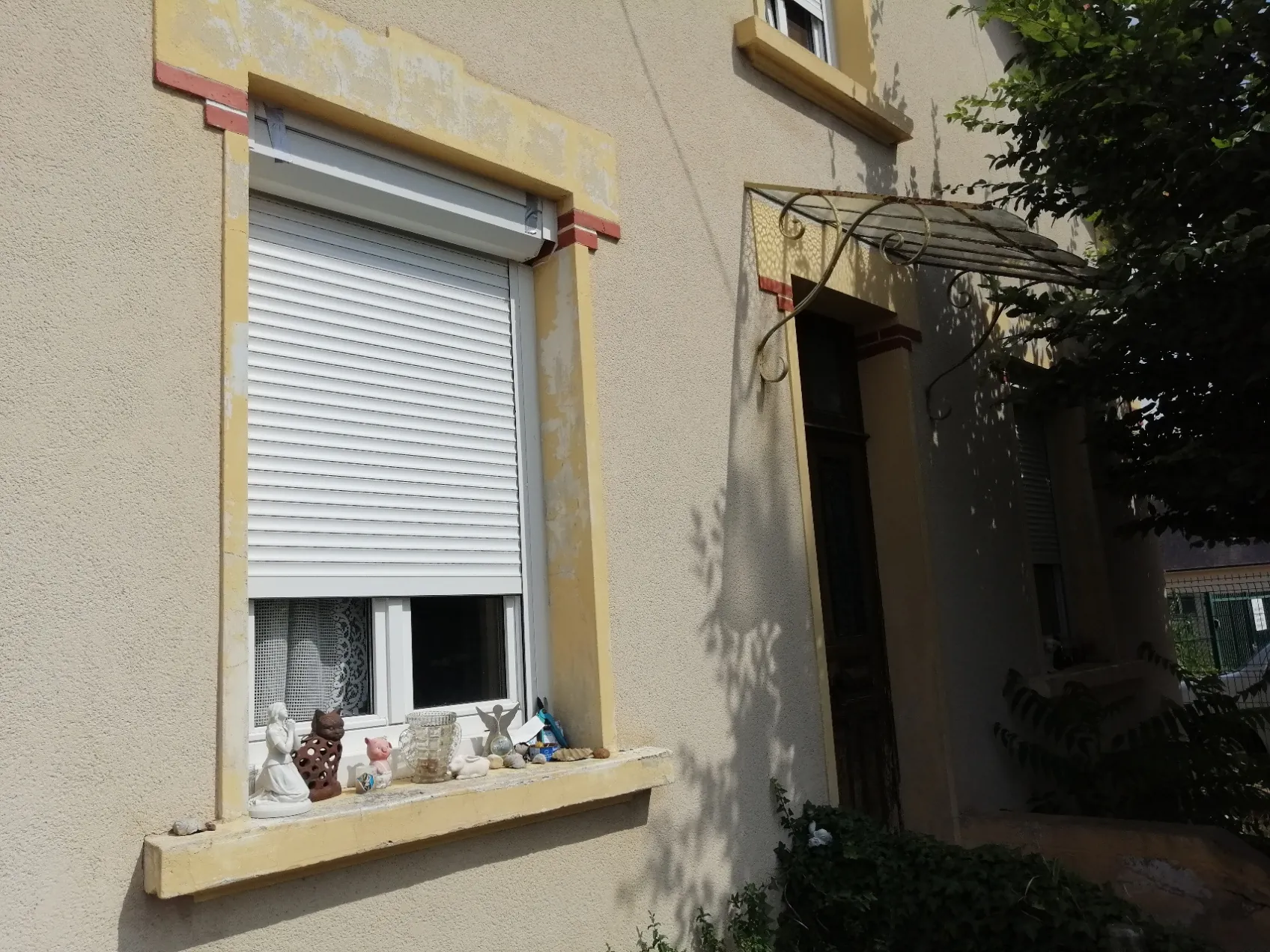 Maison indépendante à Nevers - 5 pièces avec jardin de 403 m² proche commodités 