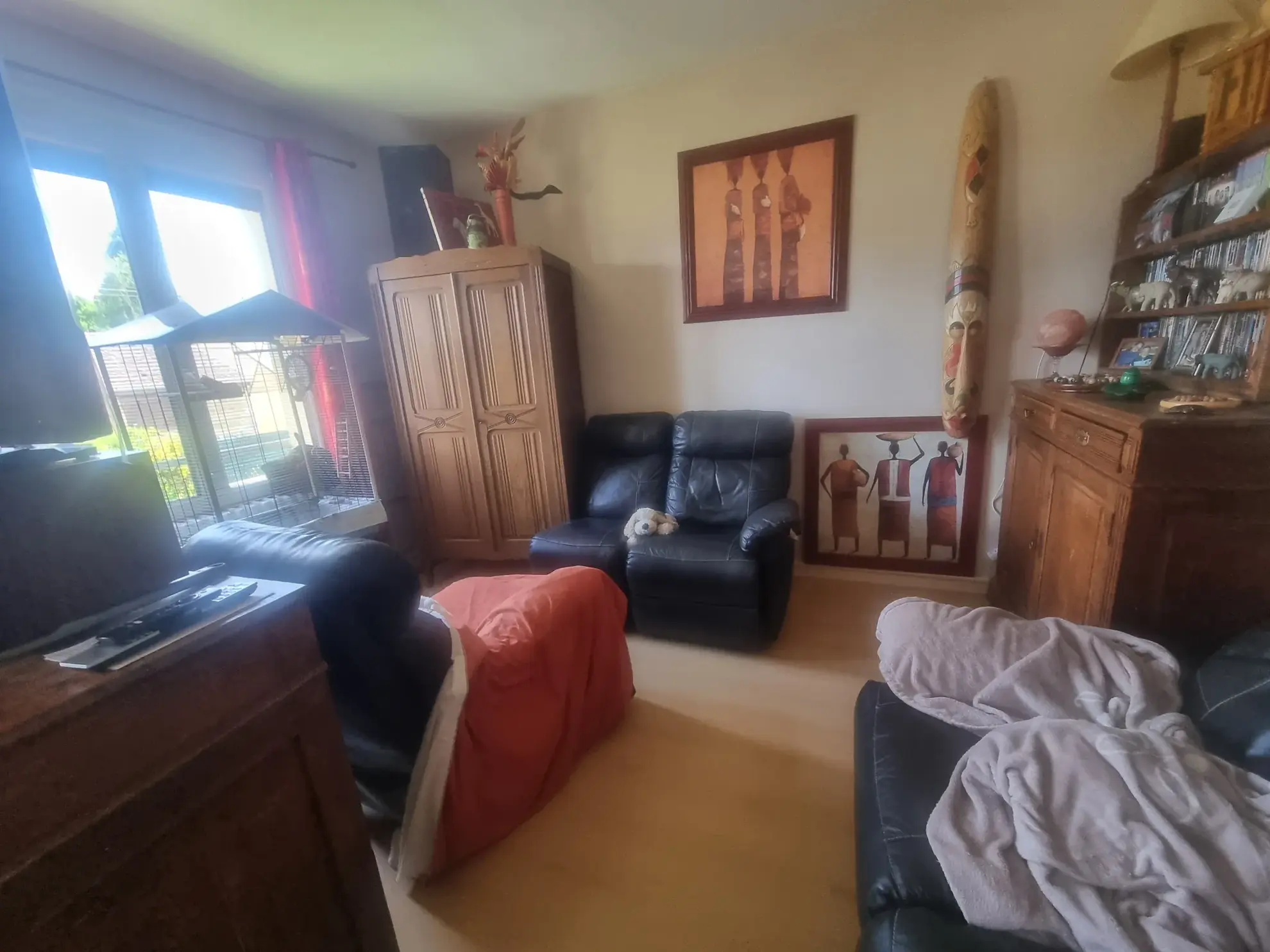 Maison en centre-ville d'Alençon avec 4 chambres et terrasse 