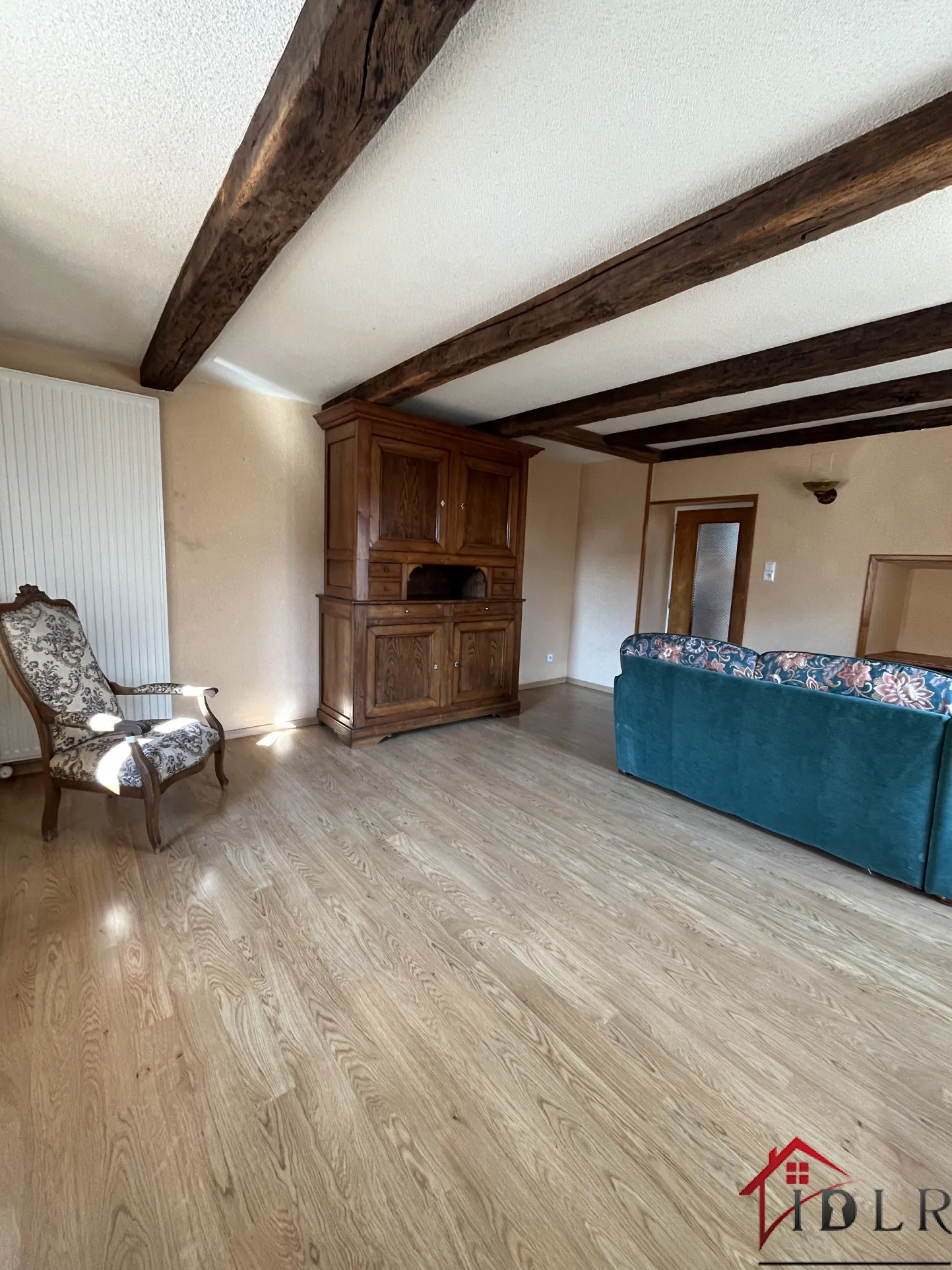 Maison à vendre de 160 m² à Cublize proche du lac des Sapins 